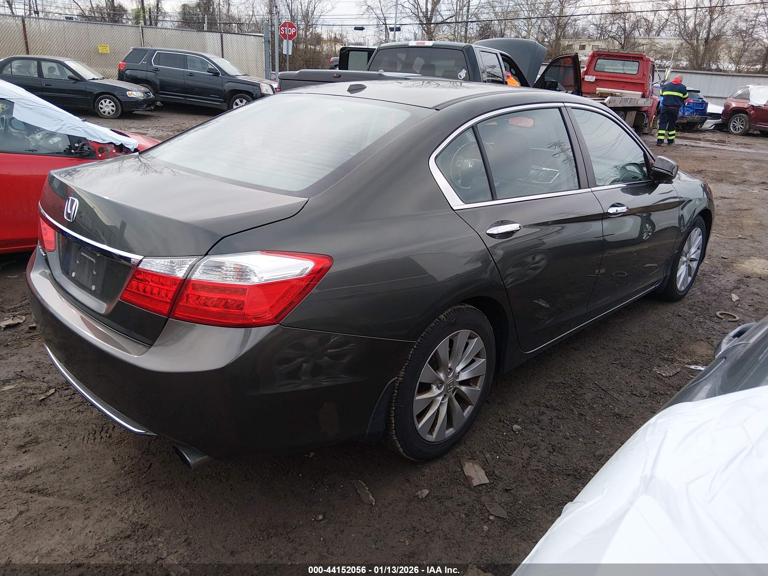 HONDA ACCORD image 4
