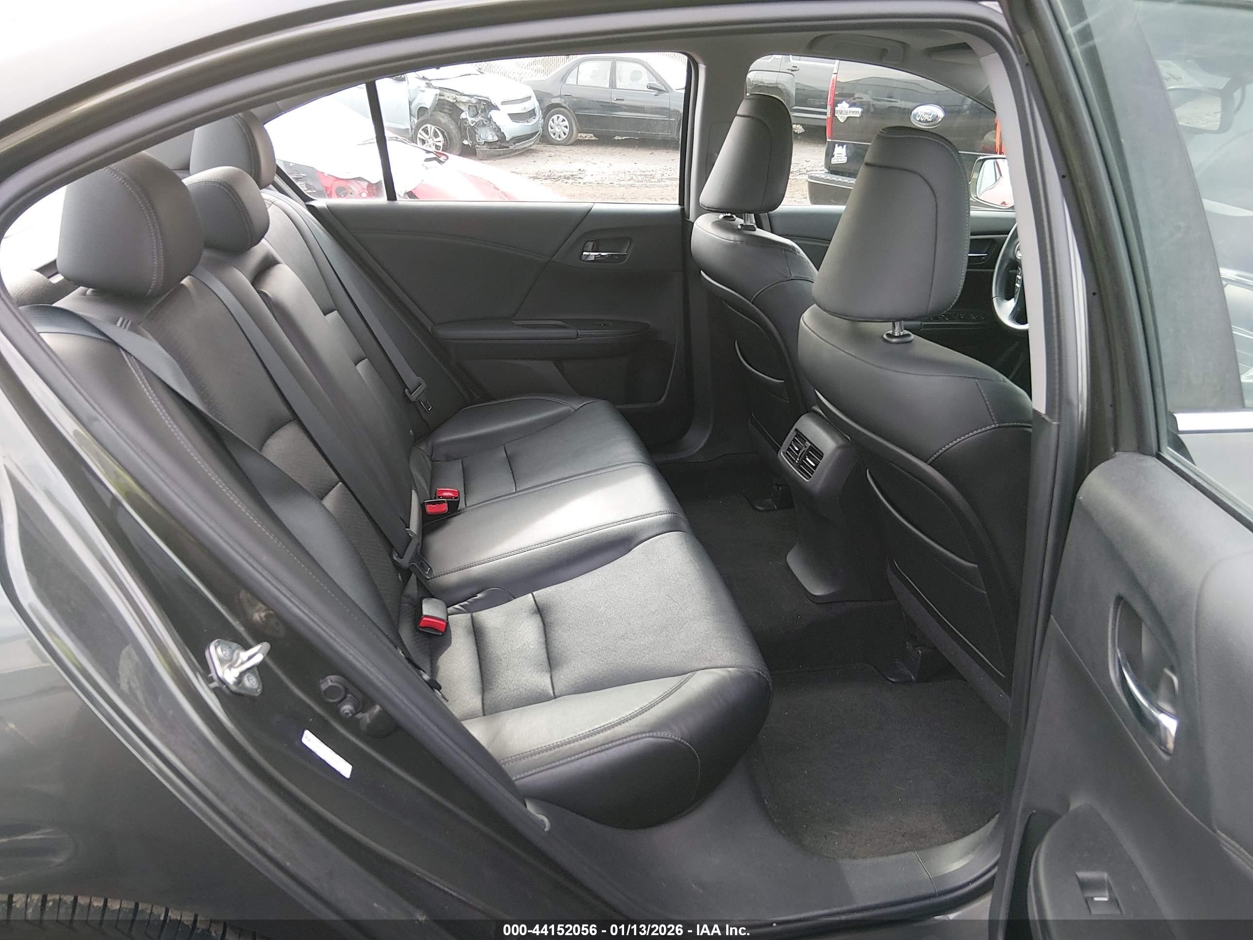 HONDA ACCORD image 8
