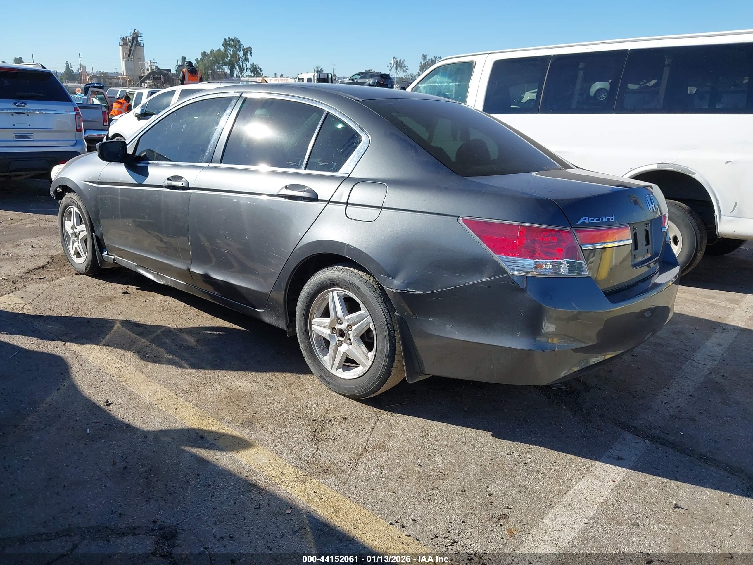 HONDA ACCORD image 3