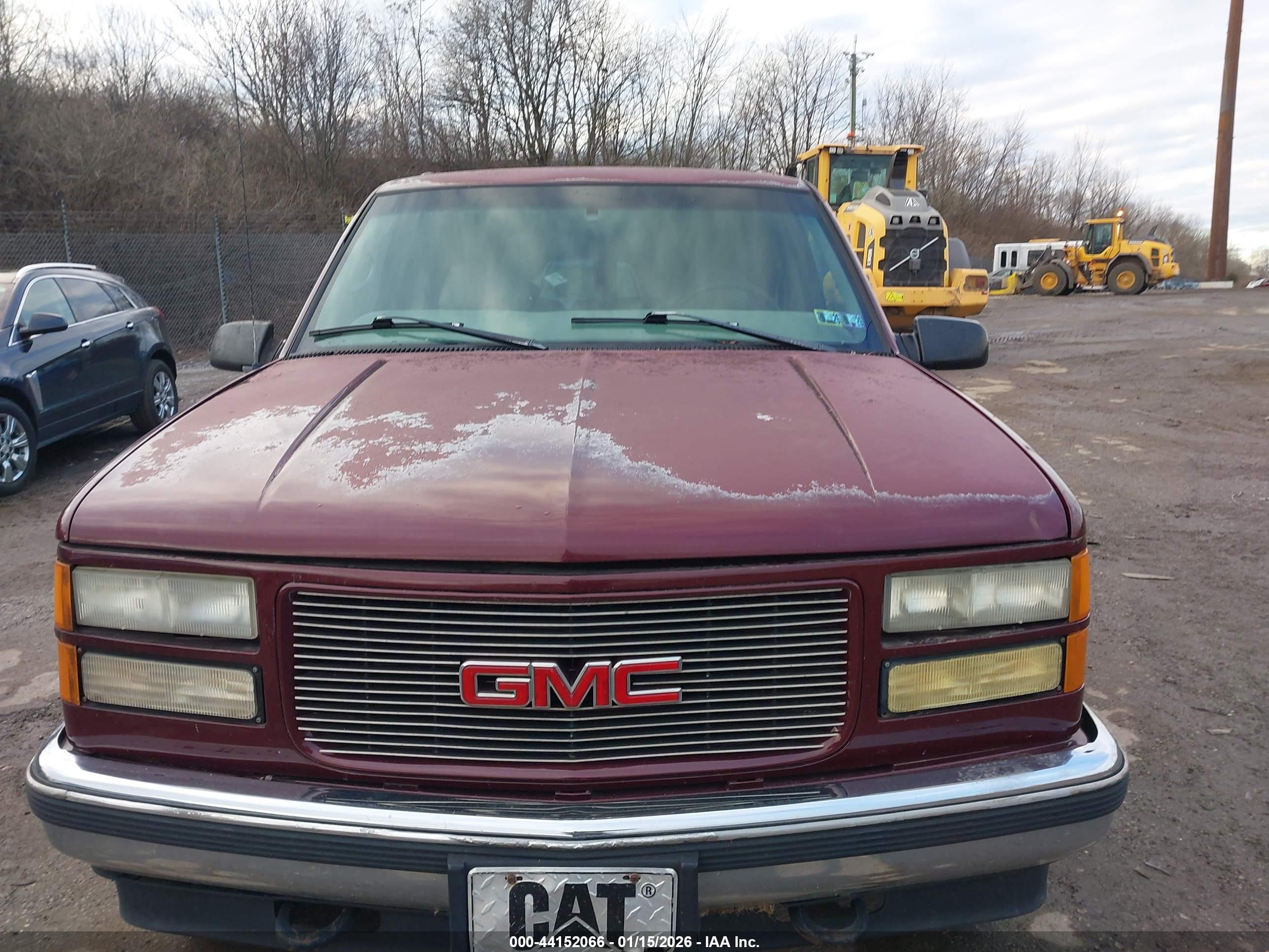 GMC YUKON image 6