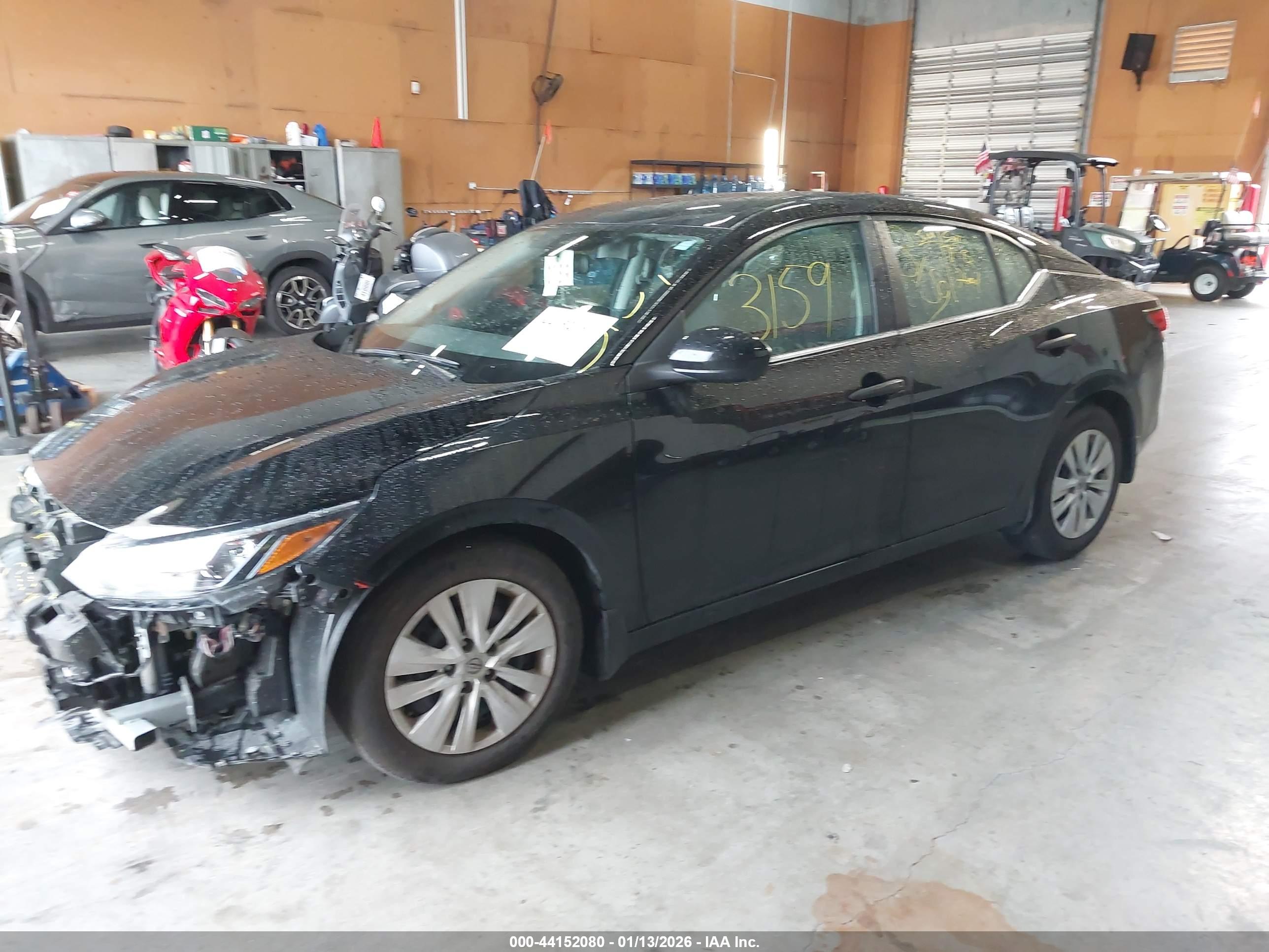 NISSAN SENTRA image 2