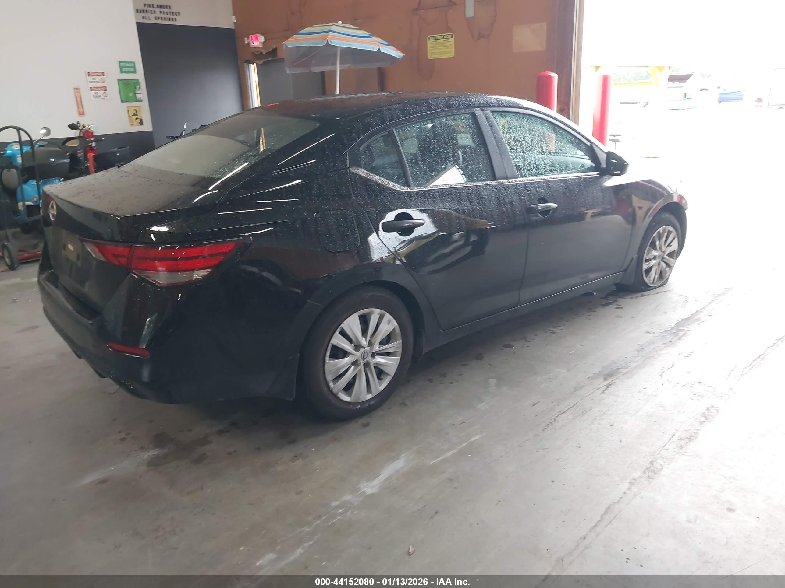 NISSAN SENTRA image 4