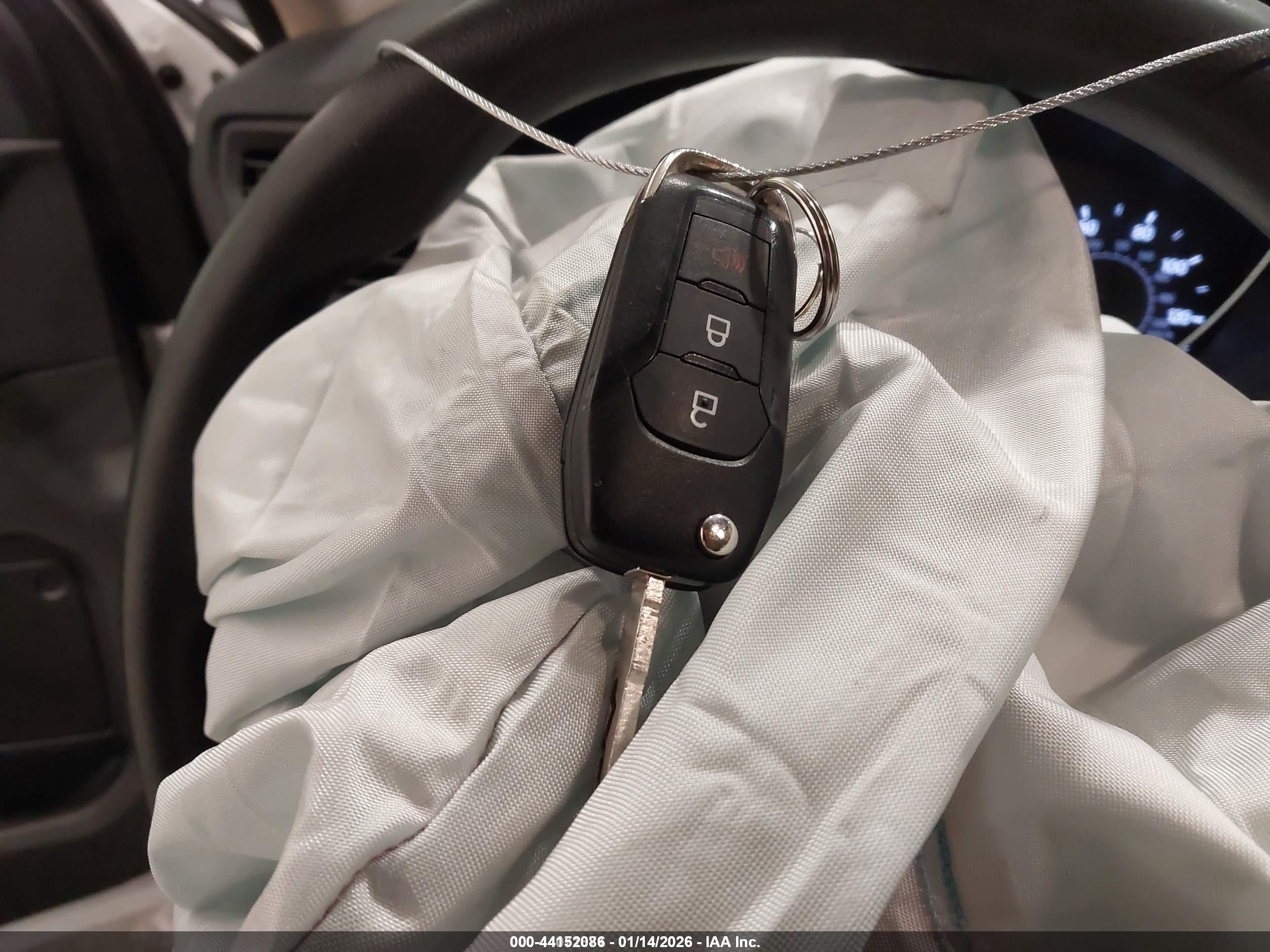 FORD ESCAPE image 11