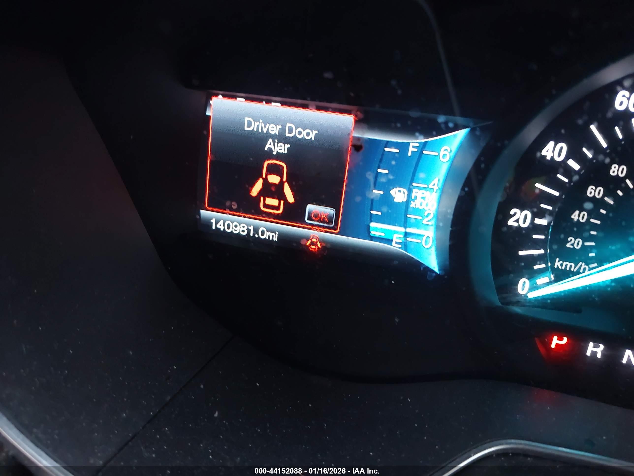 FORD FUSION image 7