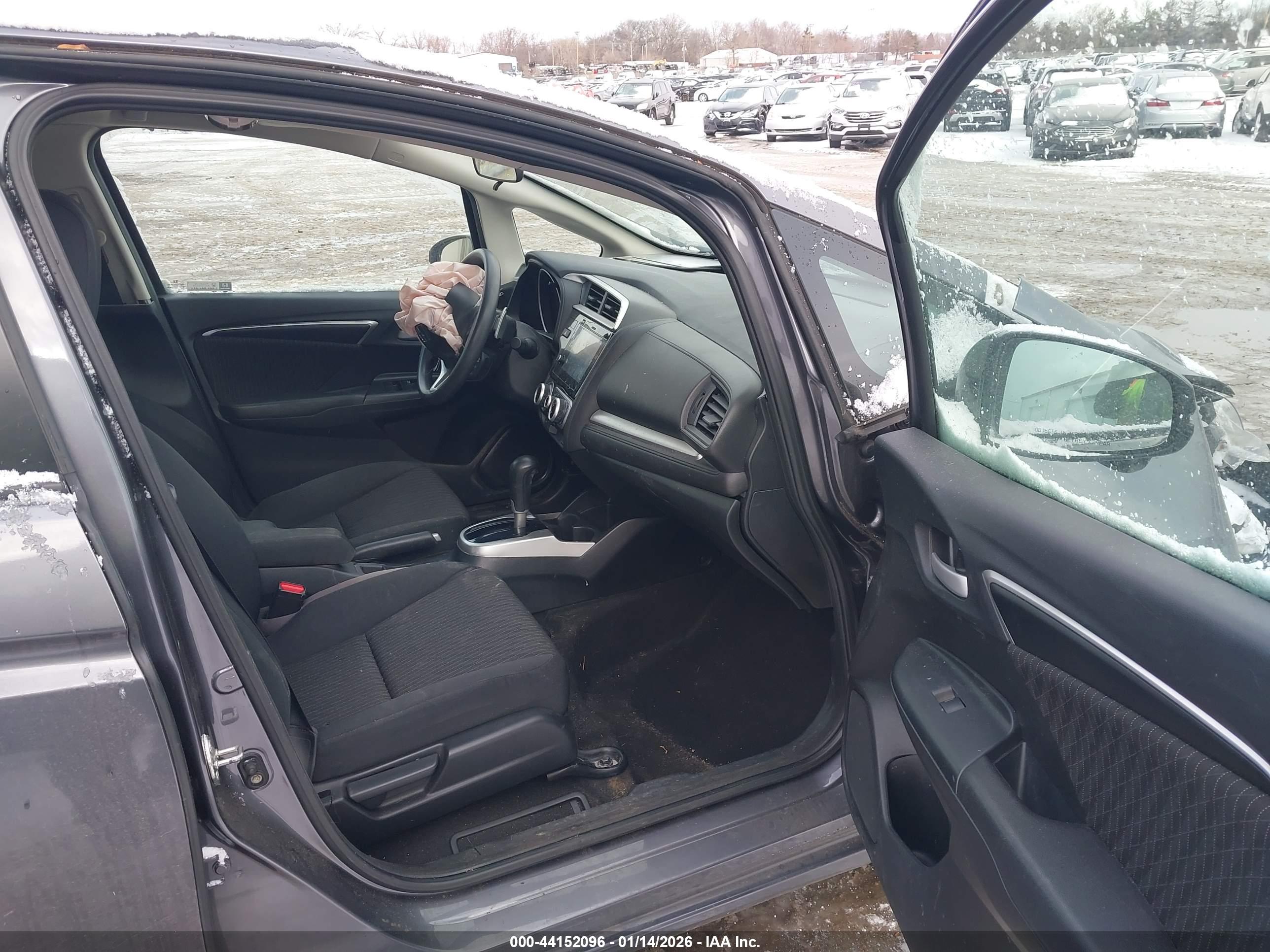 HONDA FIT image 5
