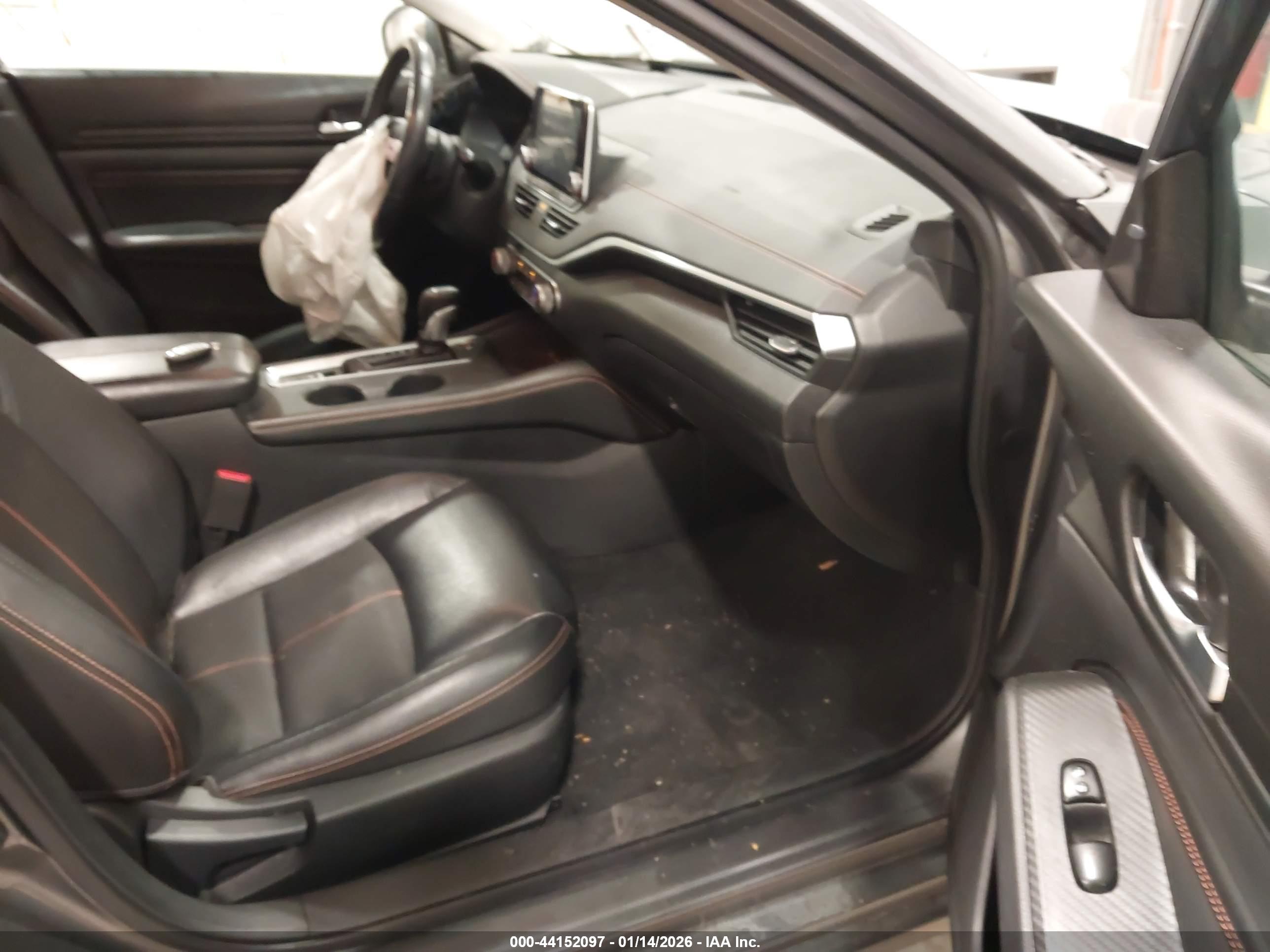 NISSAN ALTIMA image 5