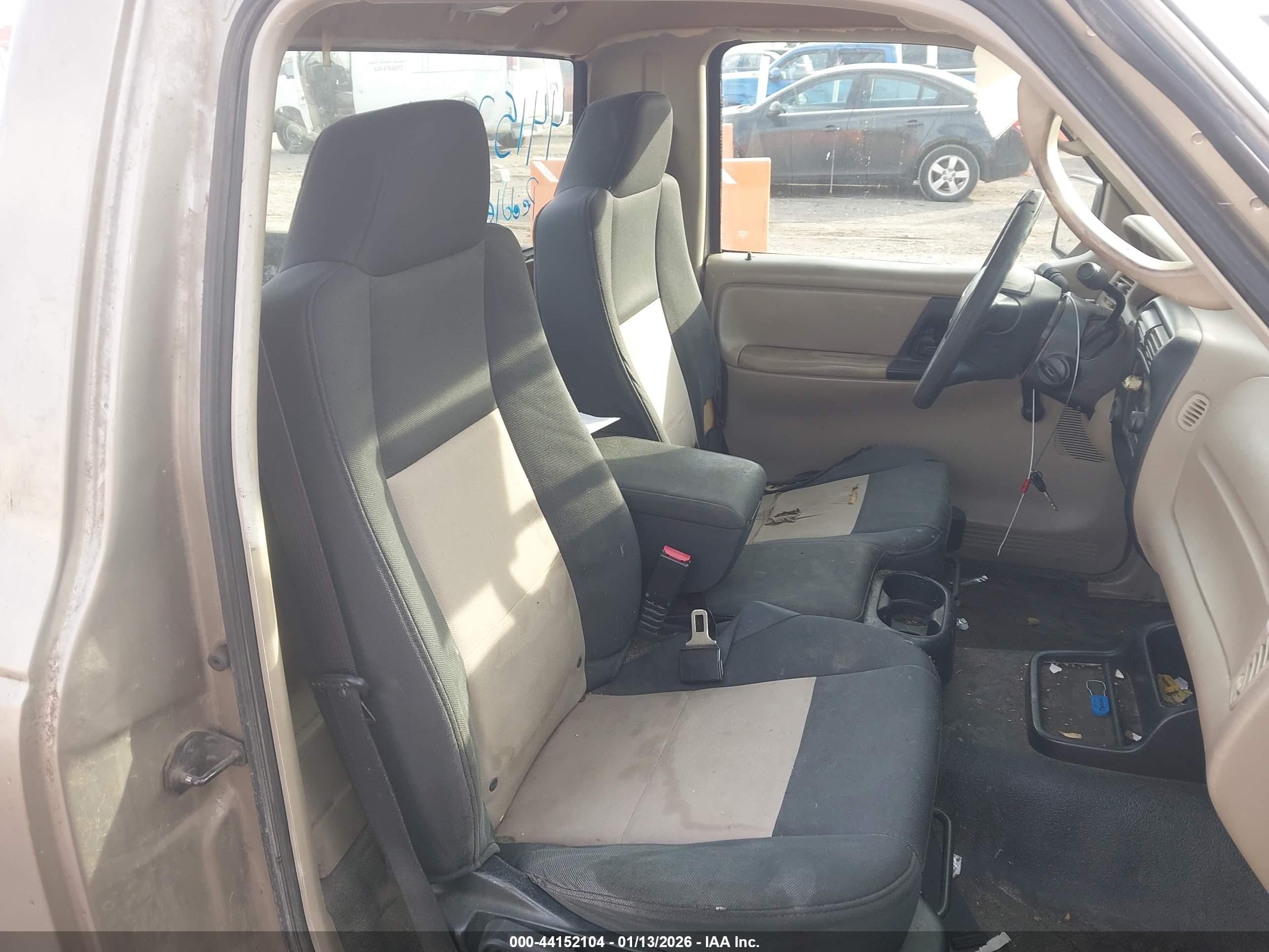 FORD RANGER image 8