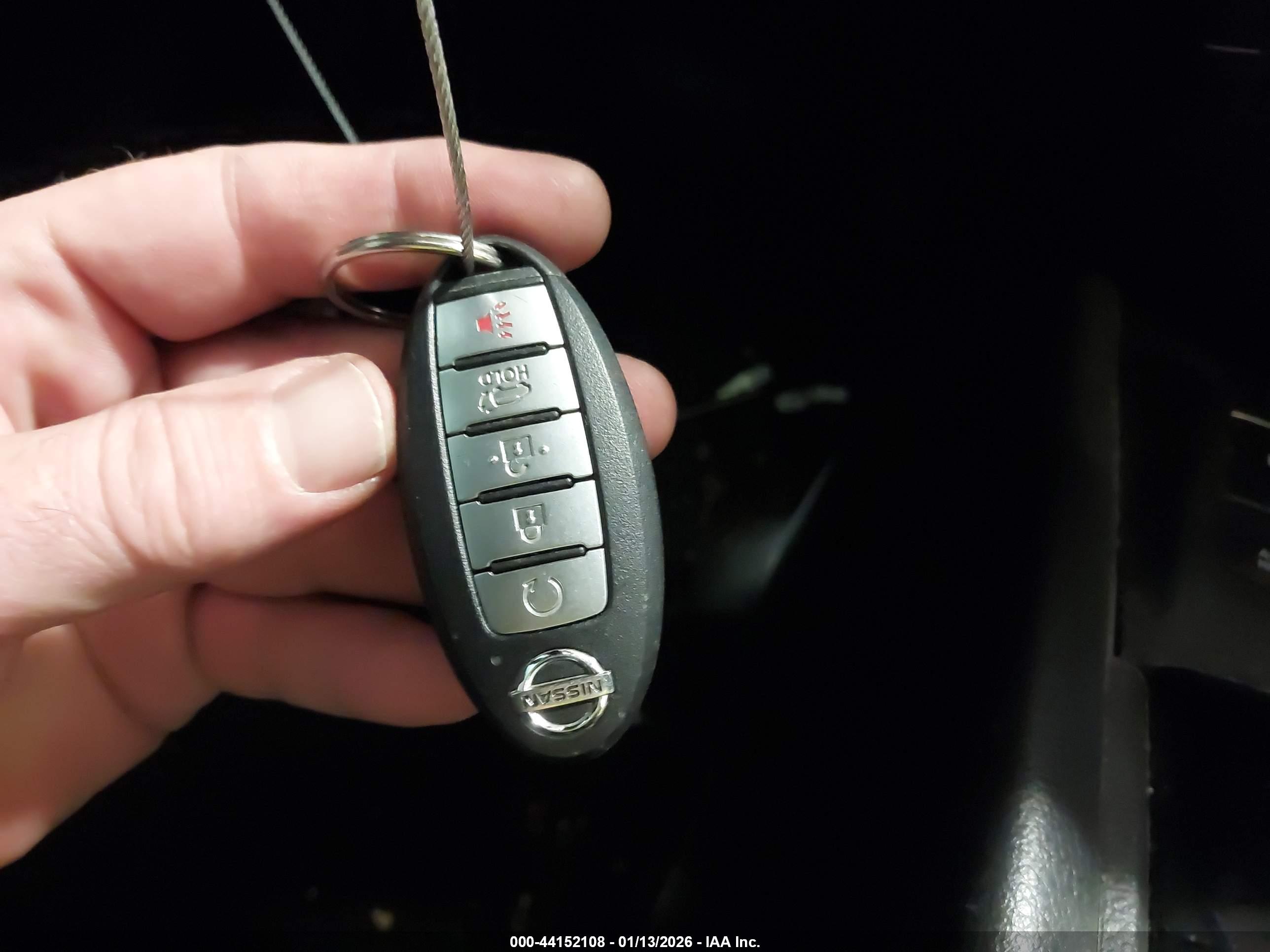 NISSAN ROGUE image 11