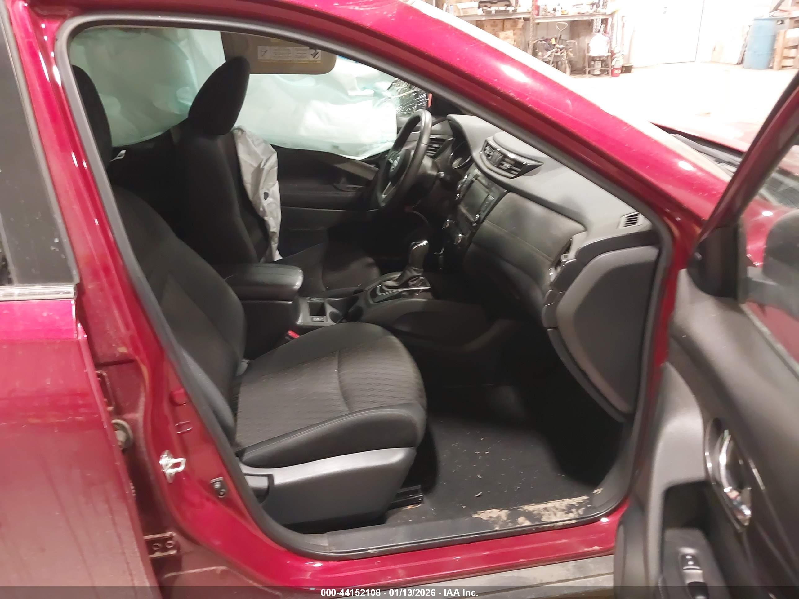 NISSAN ROGUE image 5