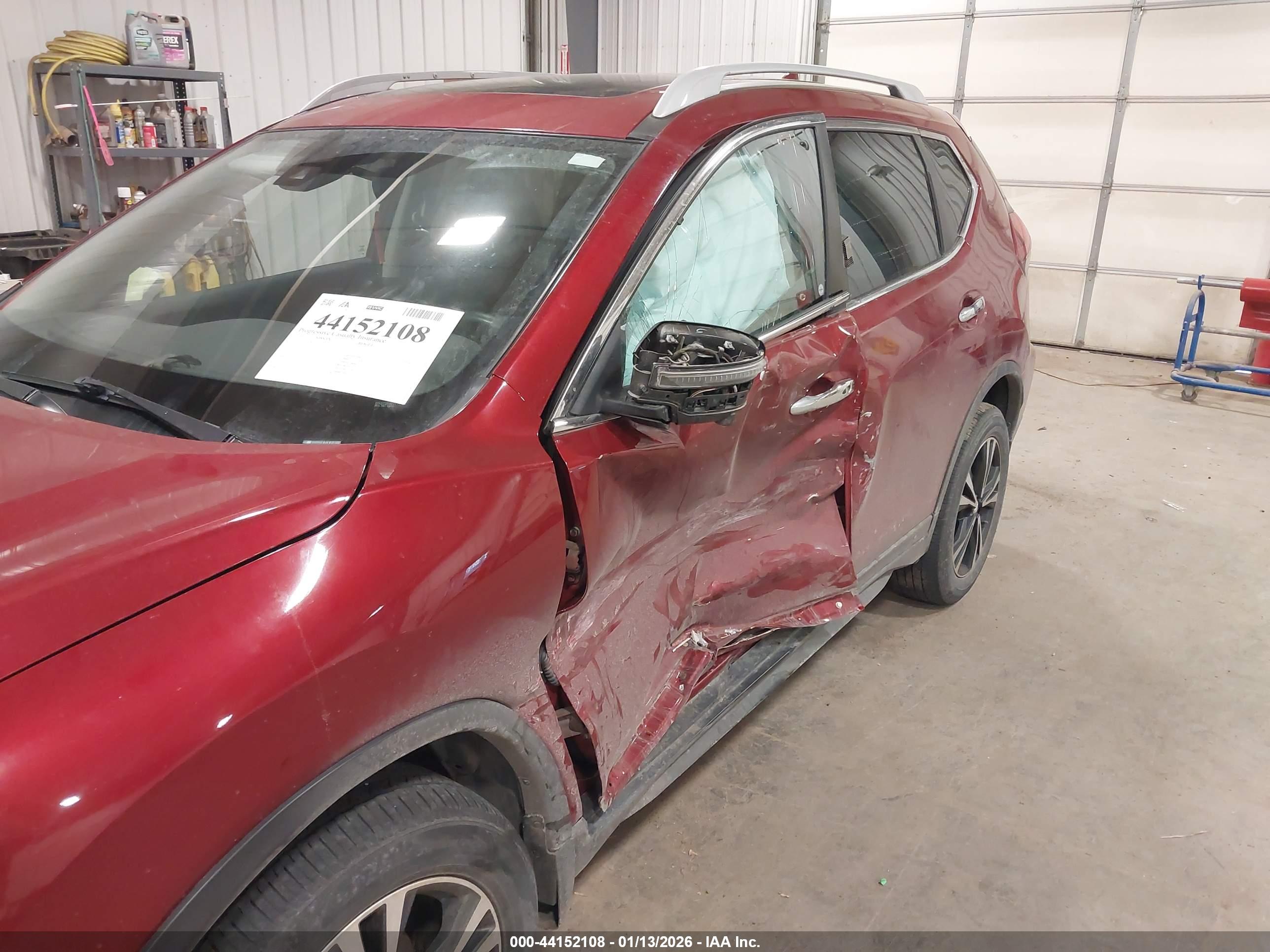 NISSAN ROGUE image 6