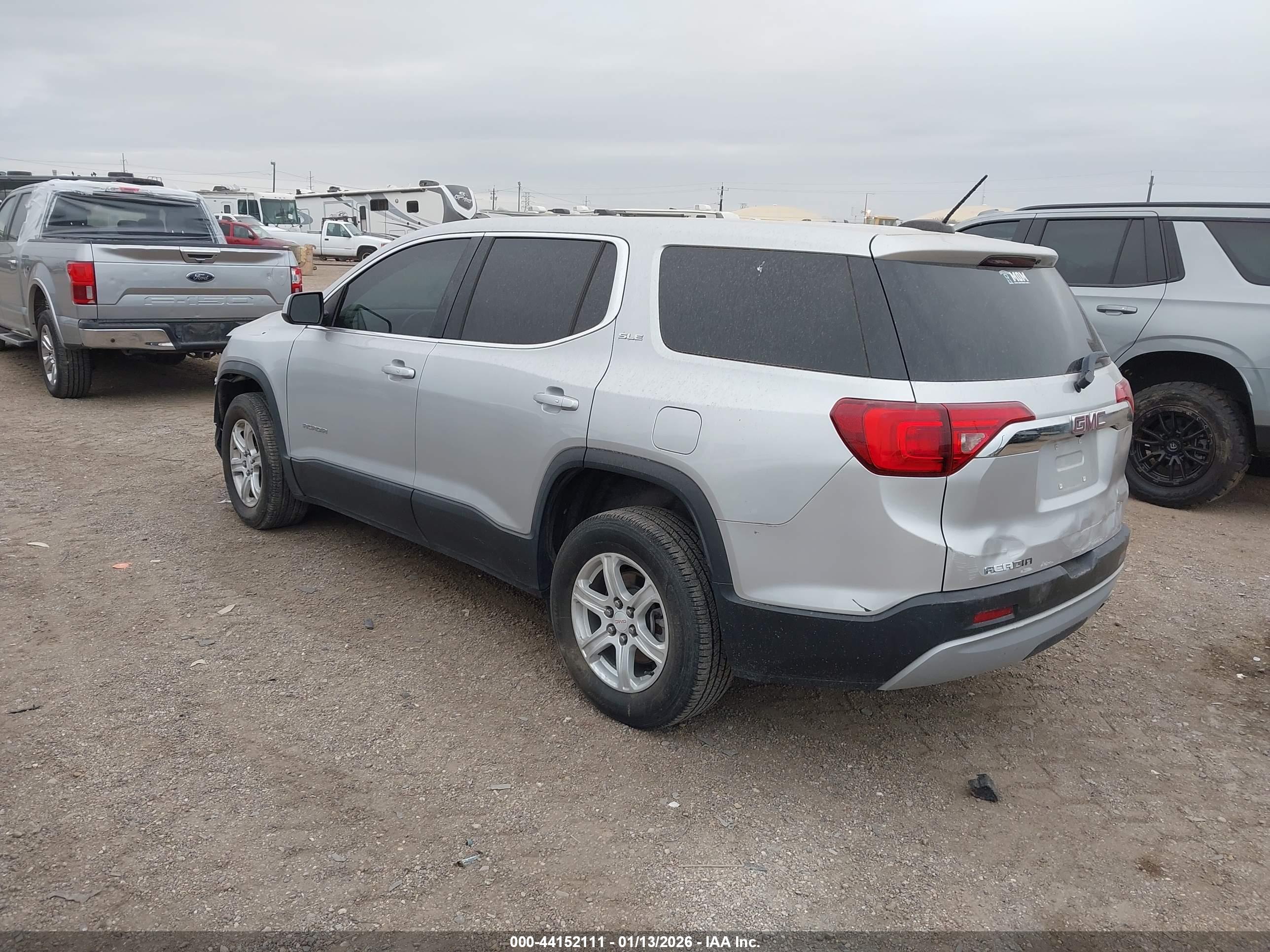 GMC ACADIA image 3
