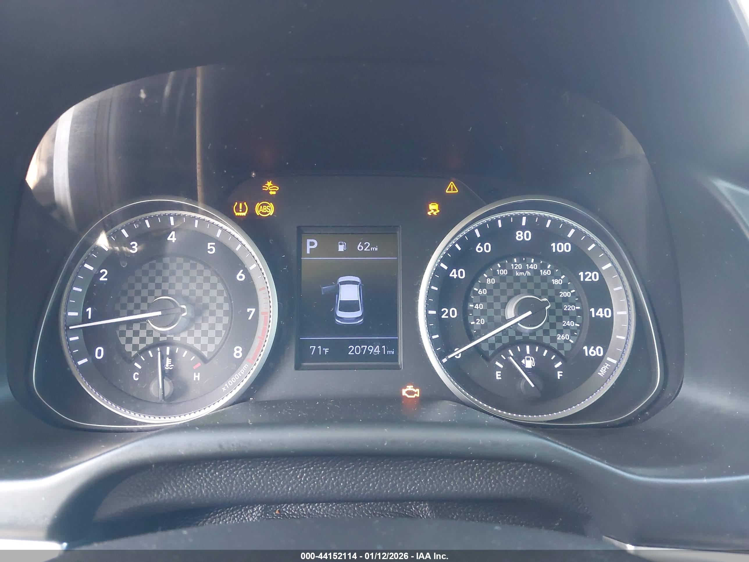 HYUNDAI ELANTRA image 7