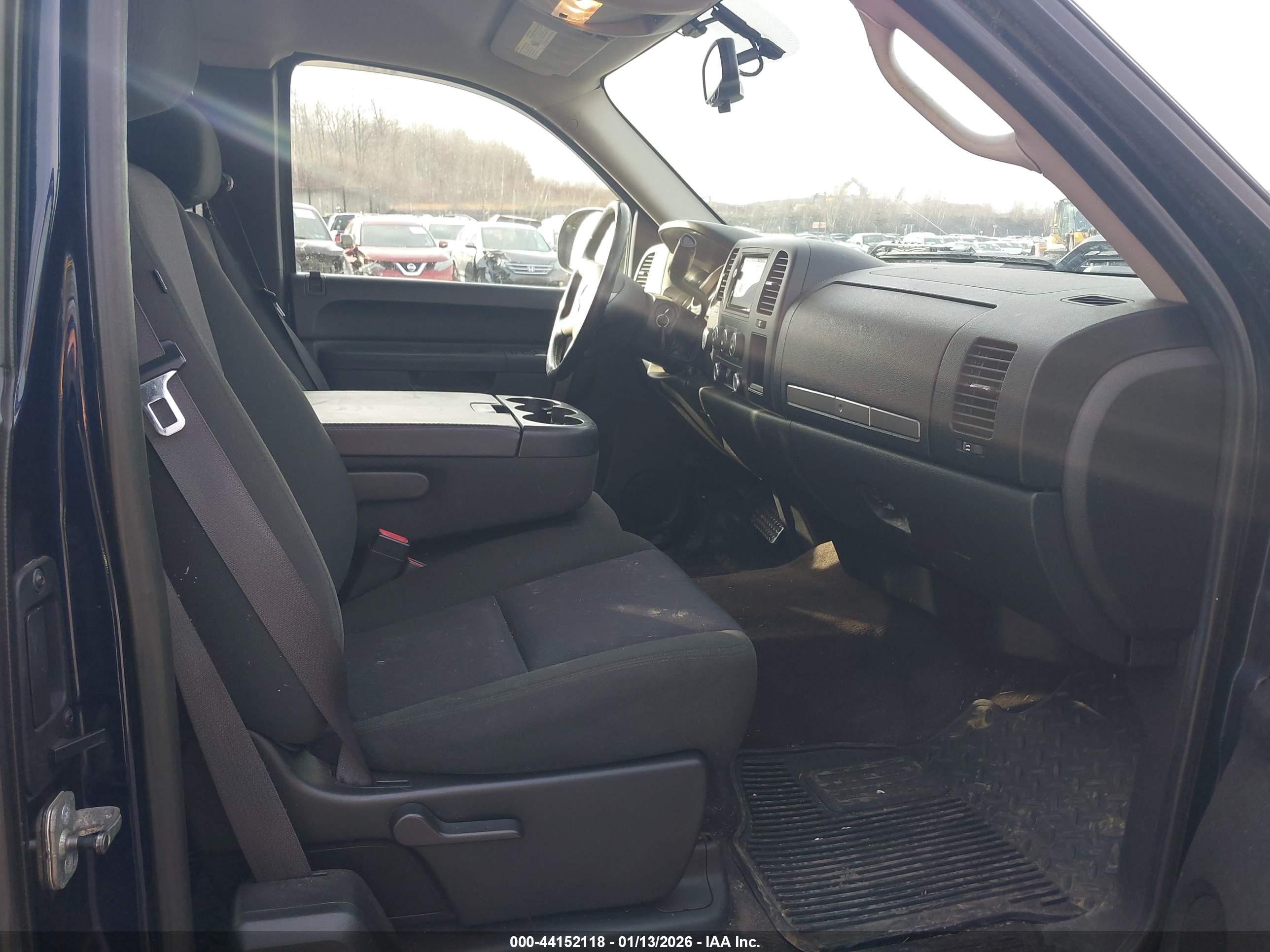 GMC SIERRA image 5