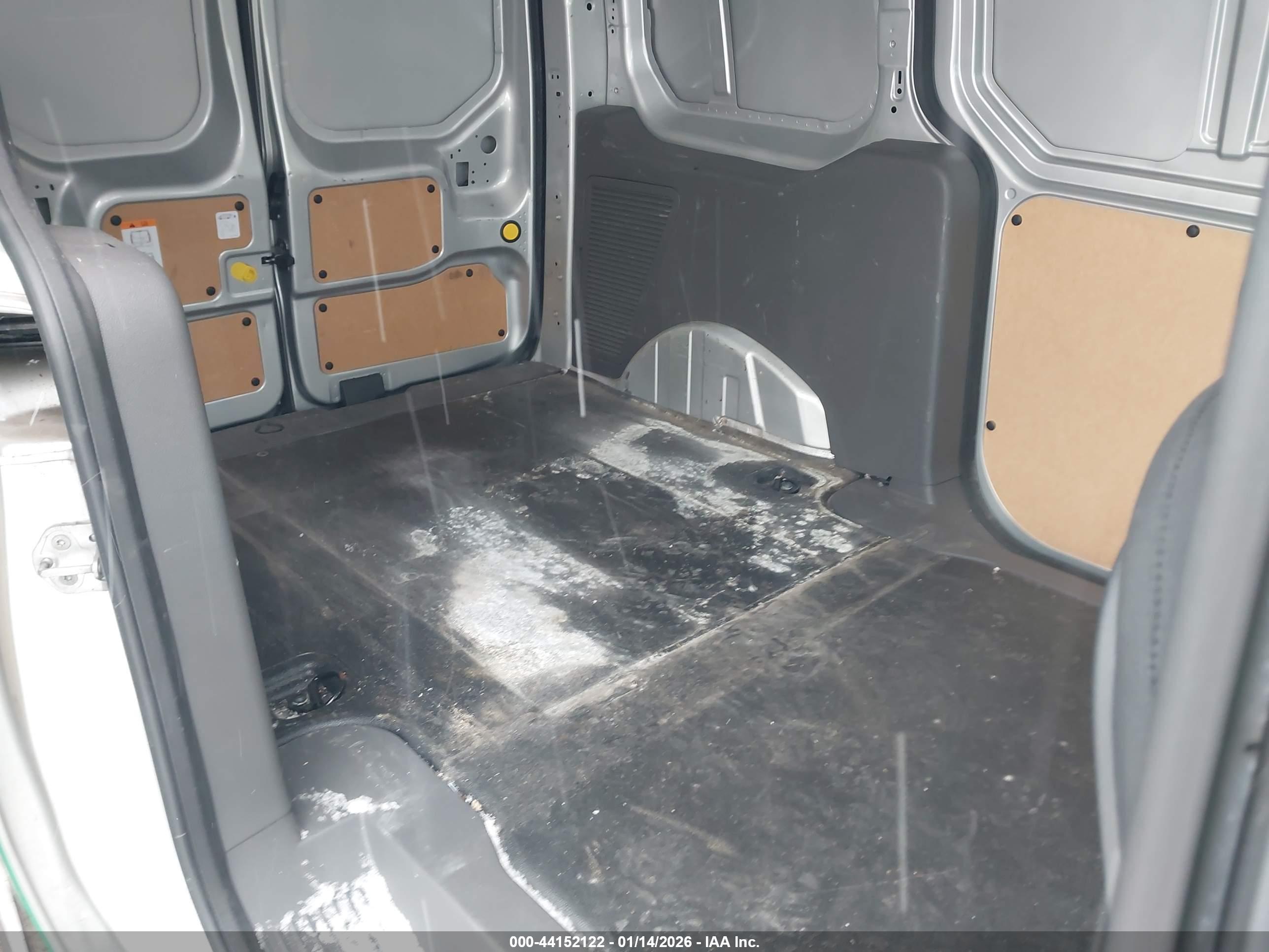 FORD TRANSIT image 8