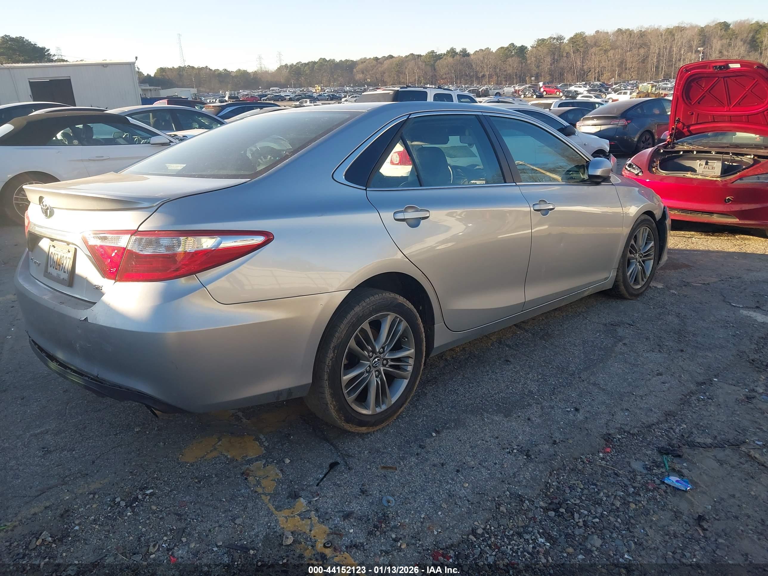 TOYOTA CAMRY image 4
