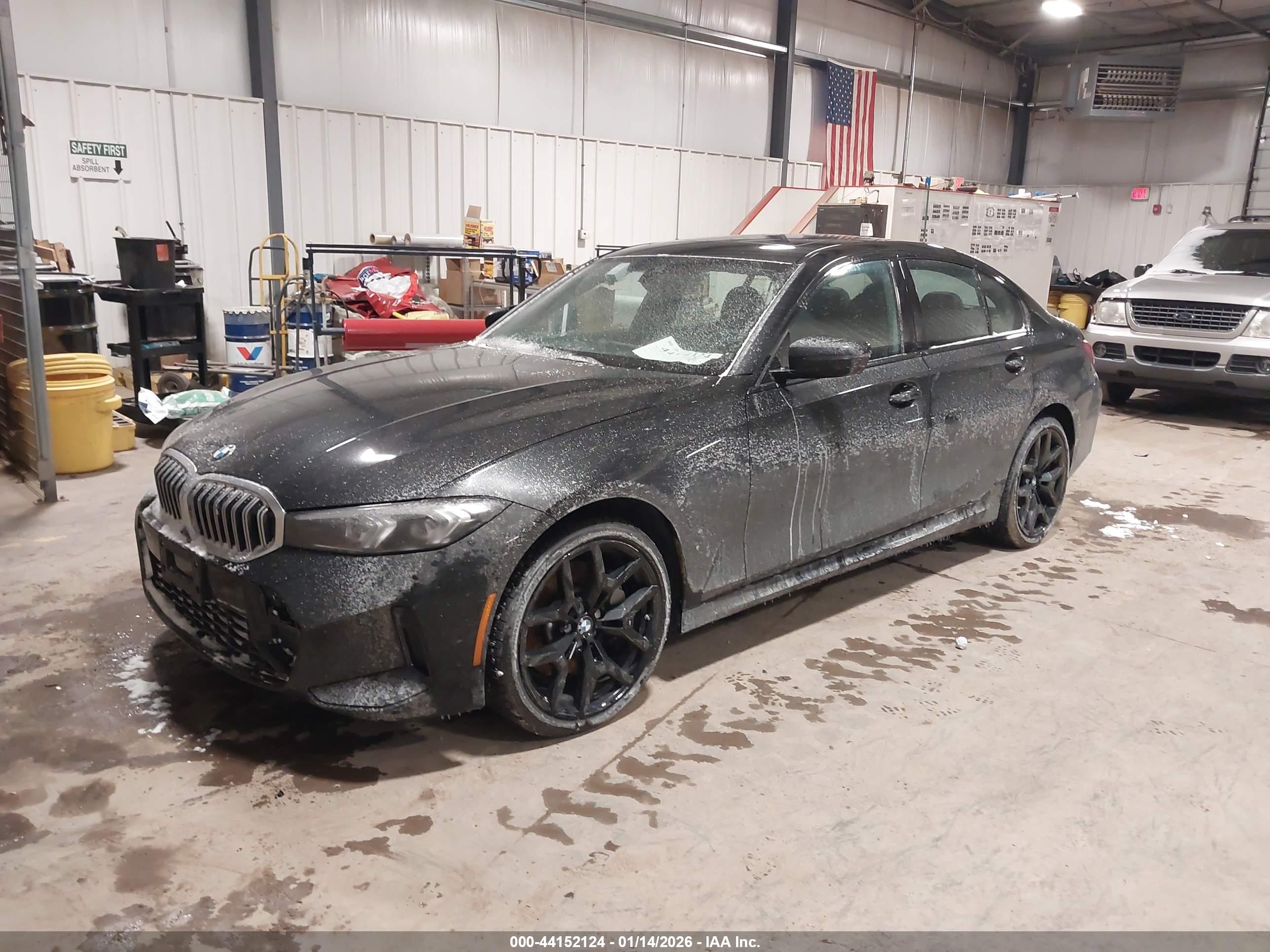 BMW 330I image 2