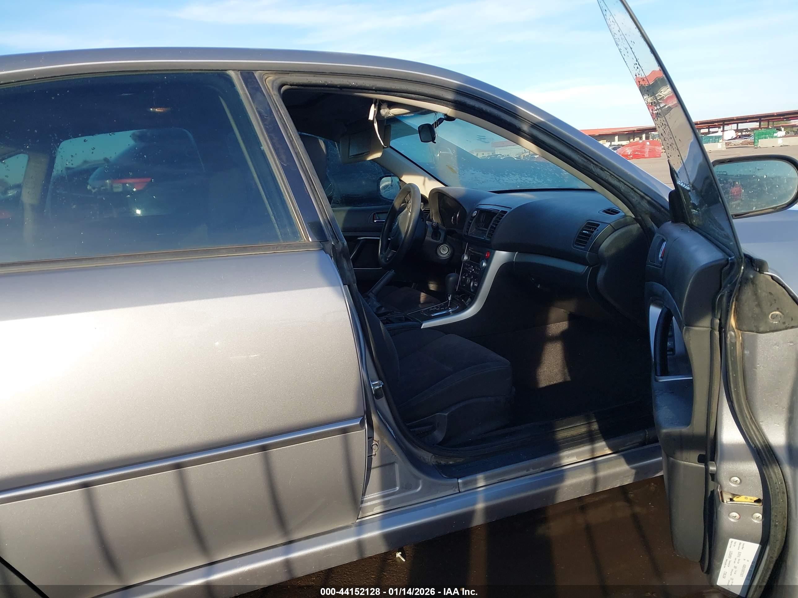 SUBARU LEGACY image 5