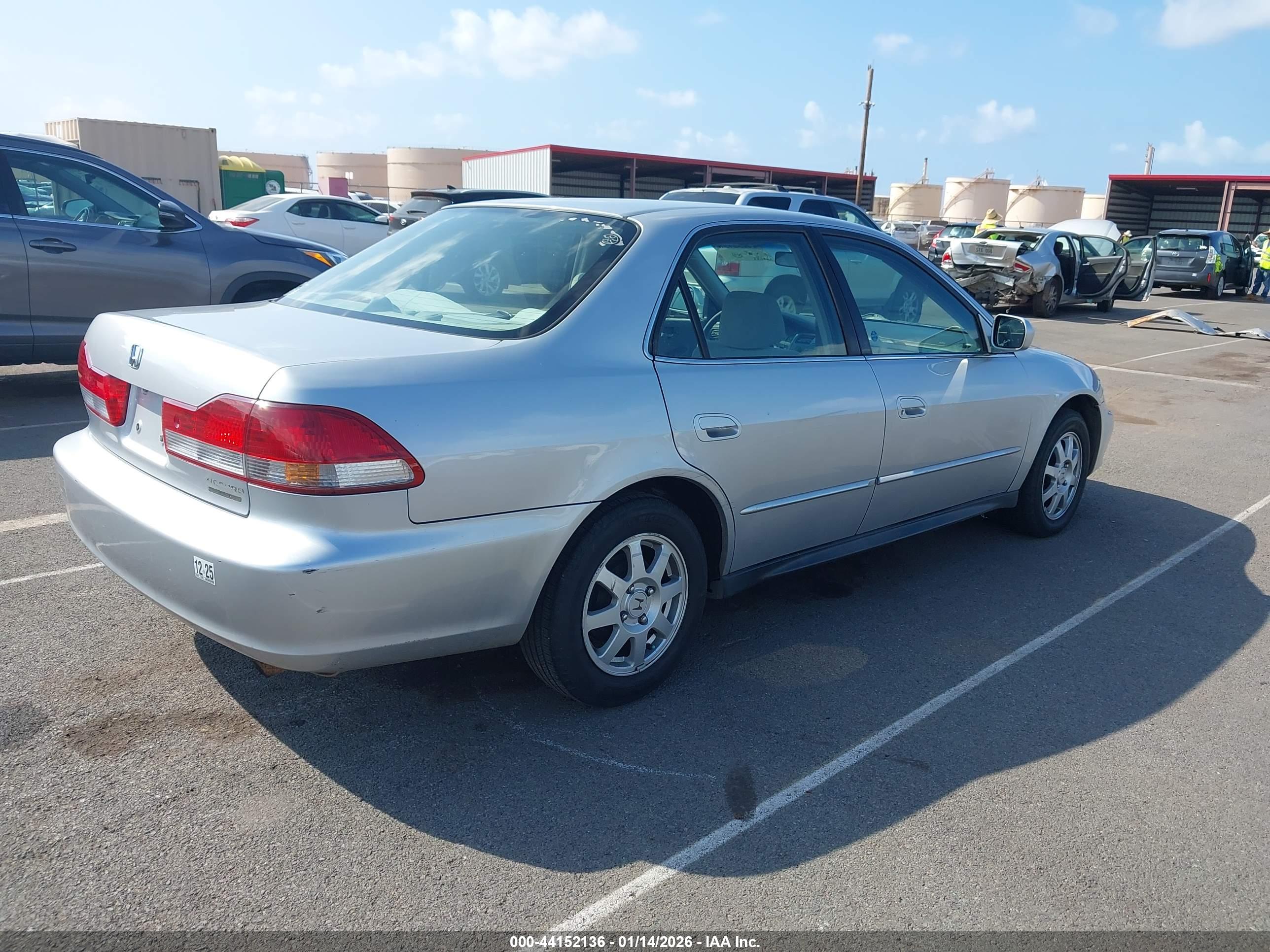 HONDA ACCORD image 4