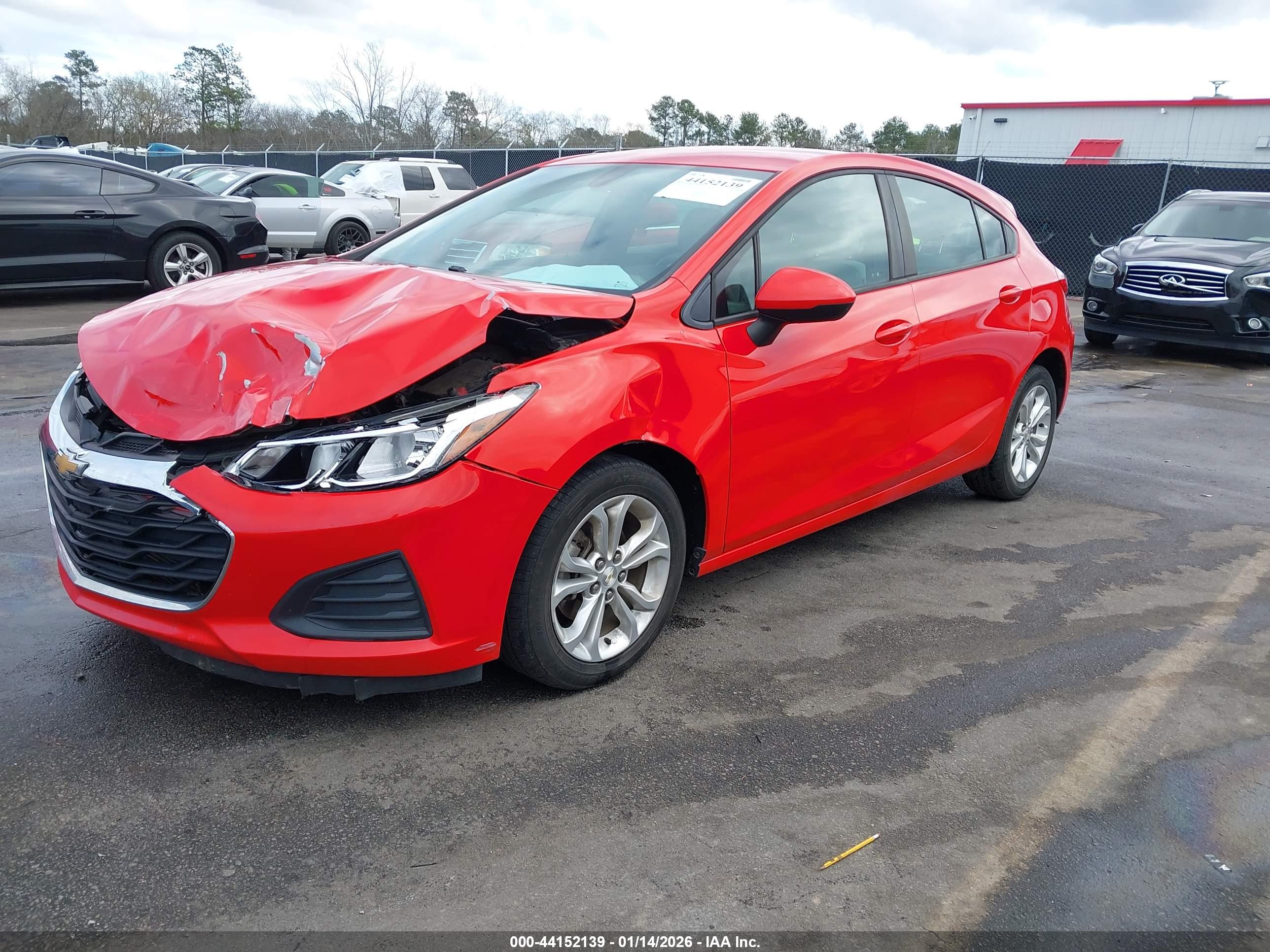 CHEVROLET CRUZE image 2