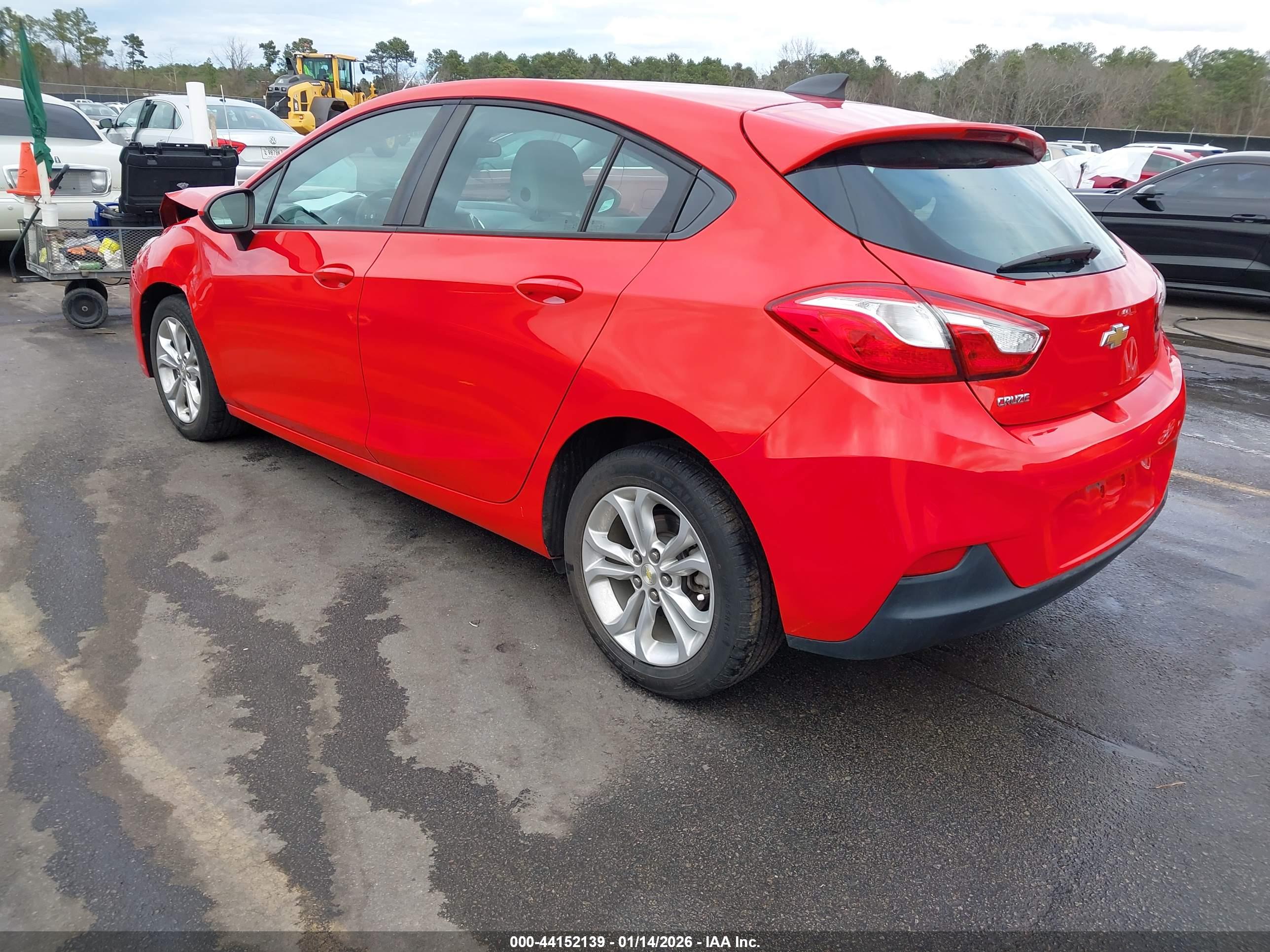 CHEVROLET CRUZE image 3
