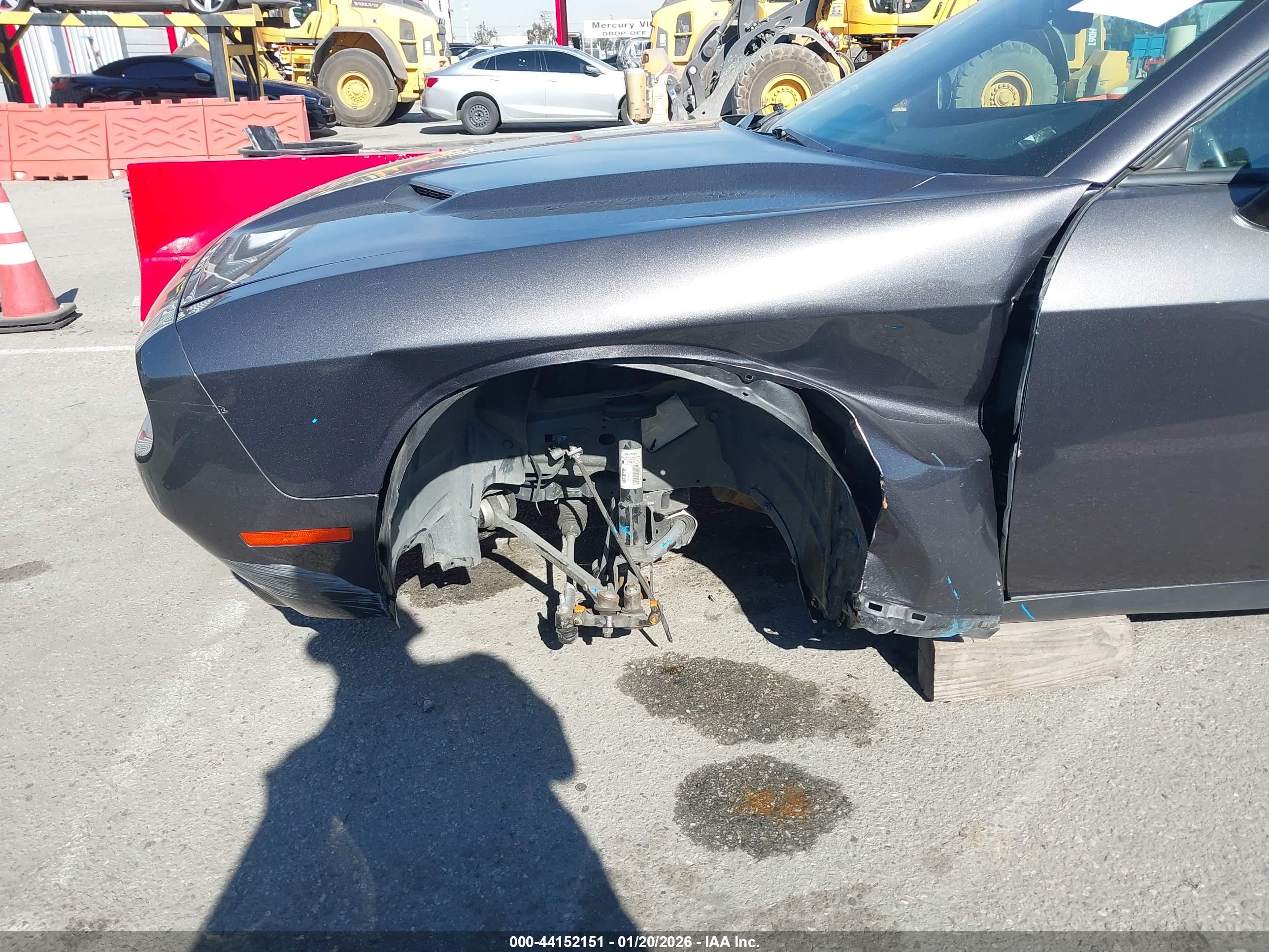 DODGE CHALLENGER image 6