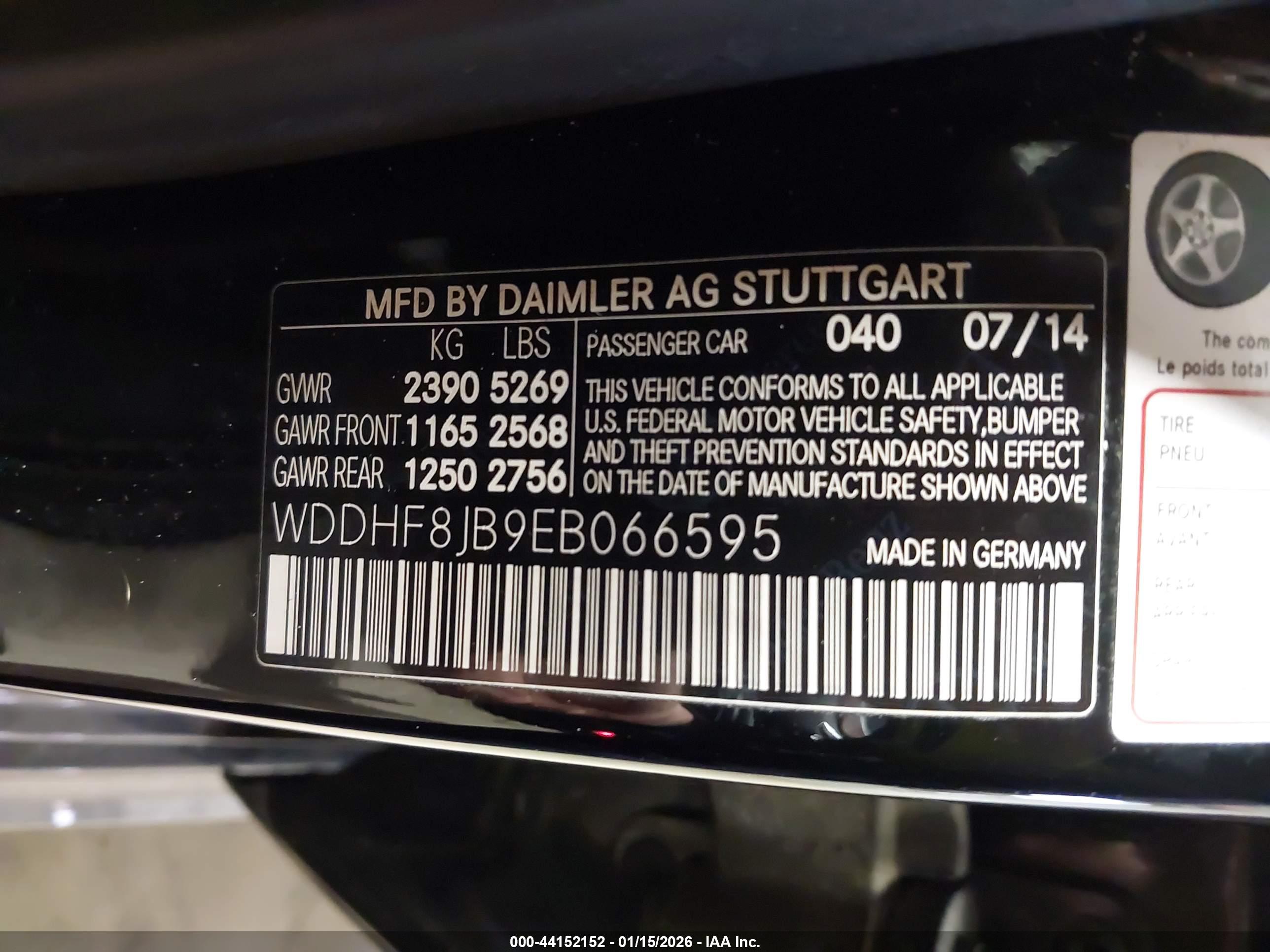 MERCEDES-BENZ E image 9
