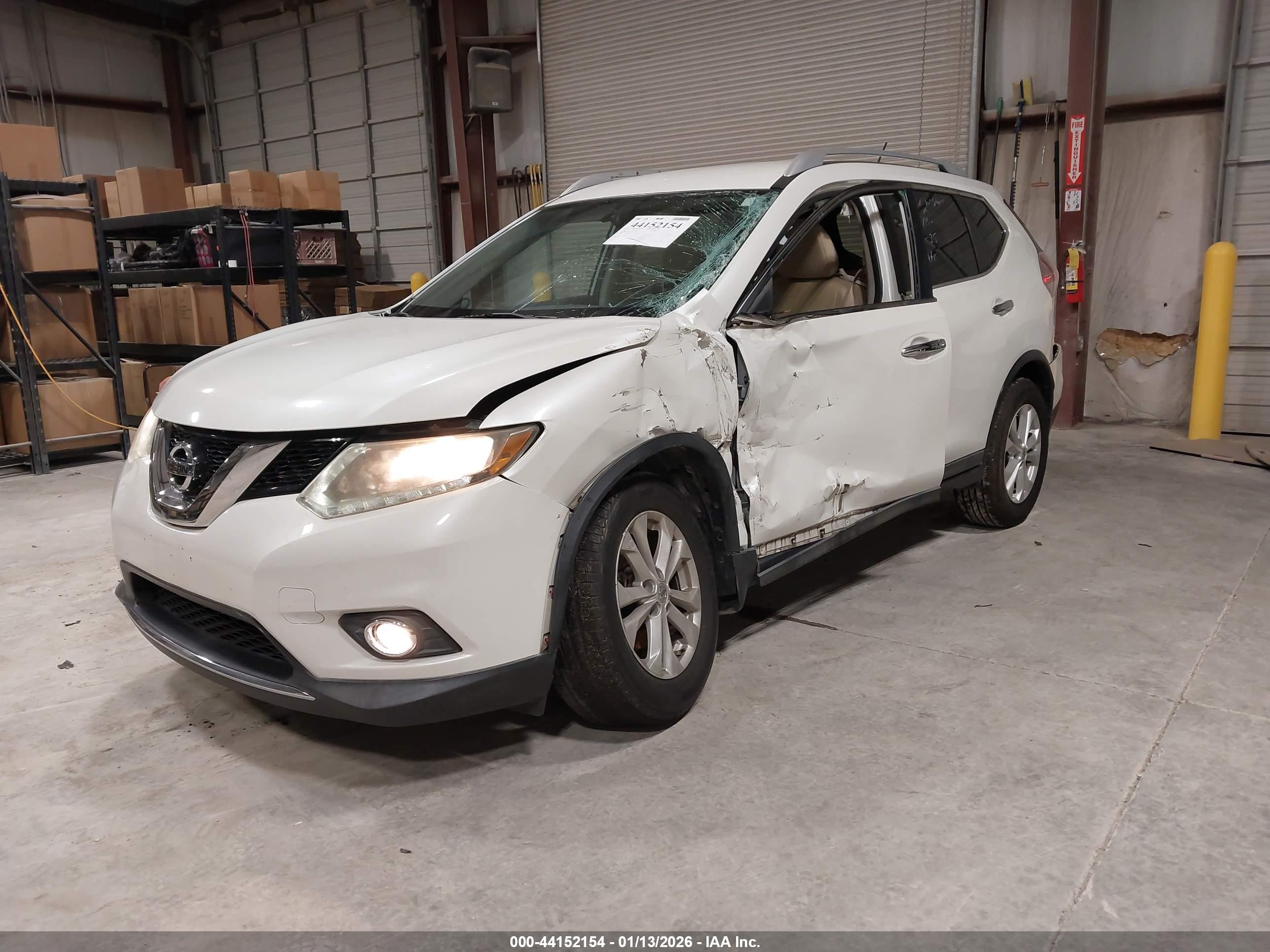 NISSAN ROGUE image 2
