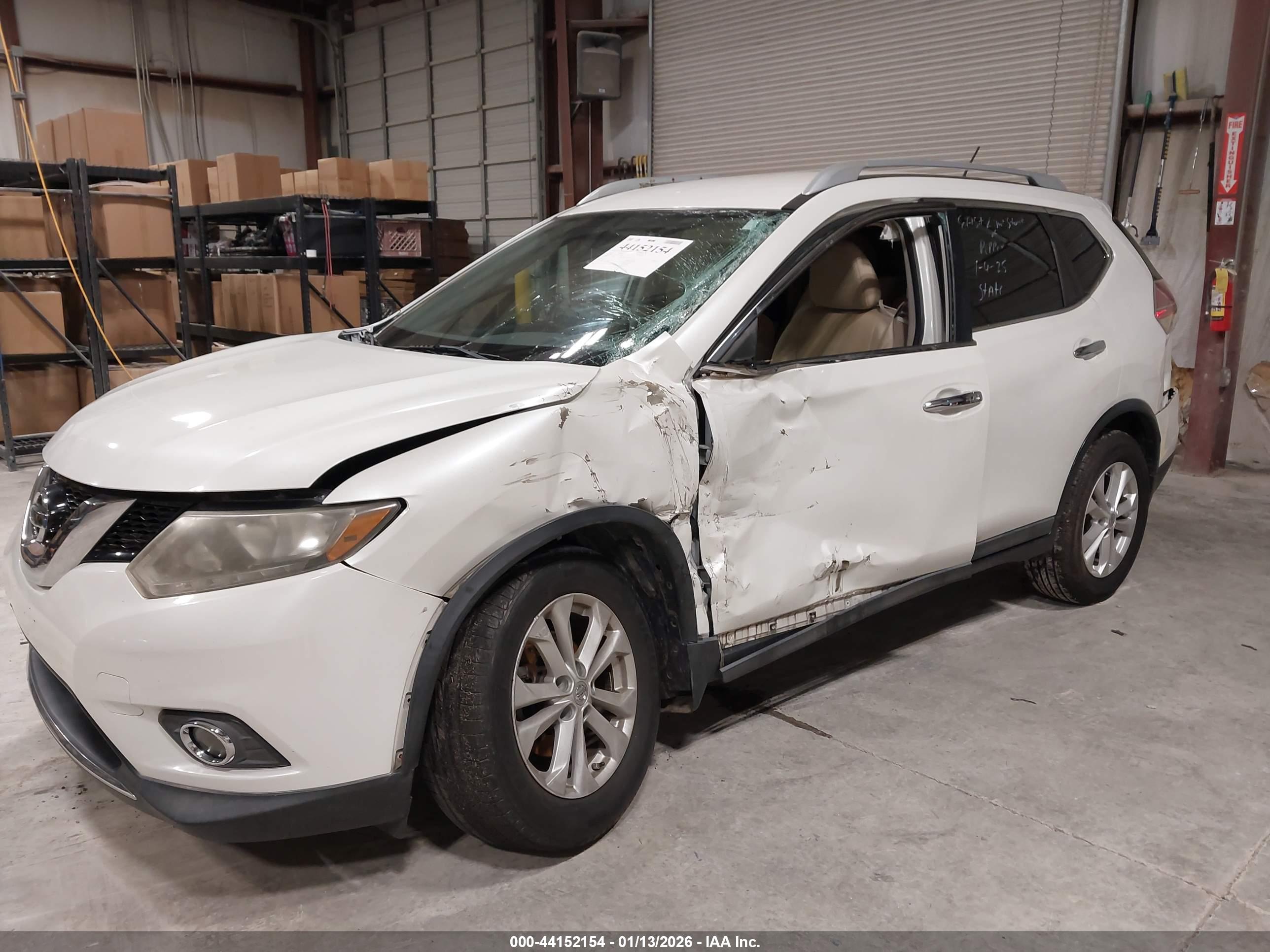 NISSAN ROGUE image 6