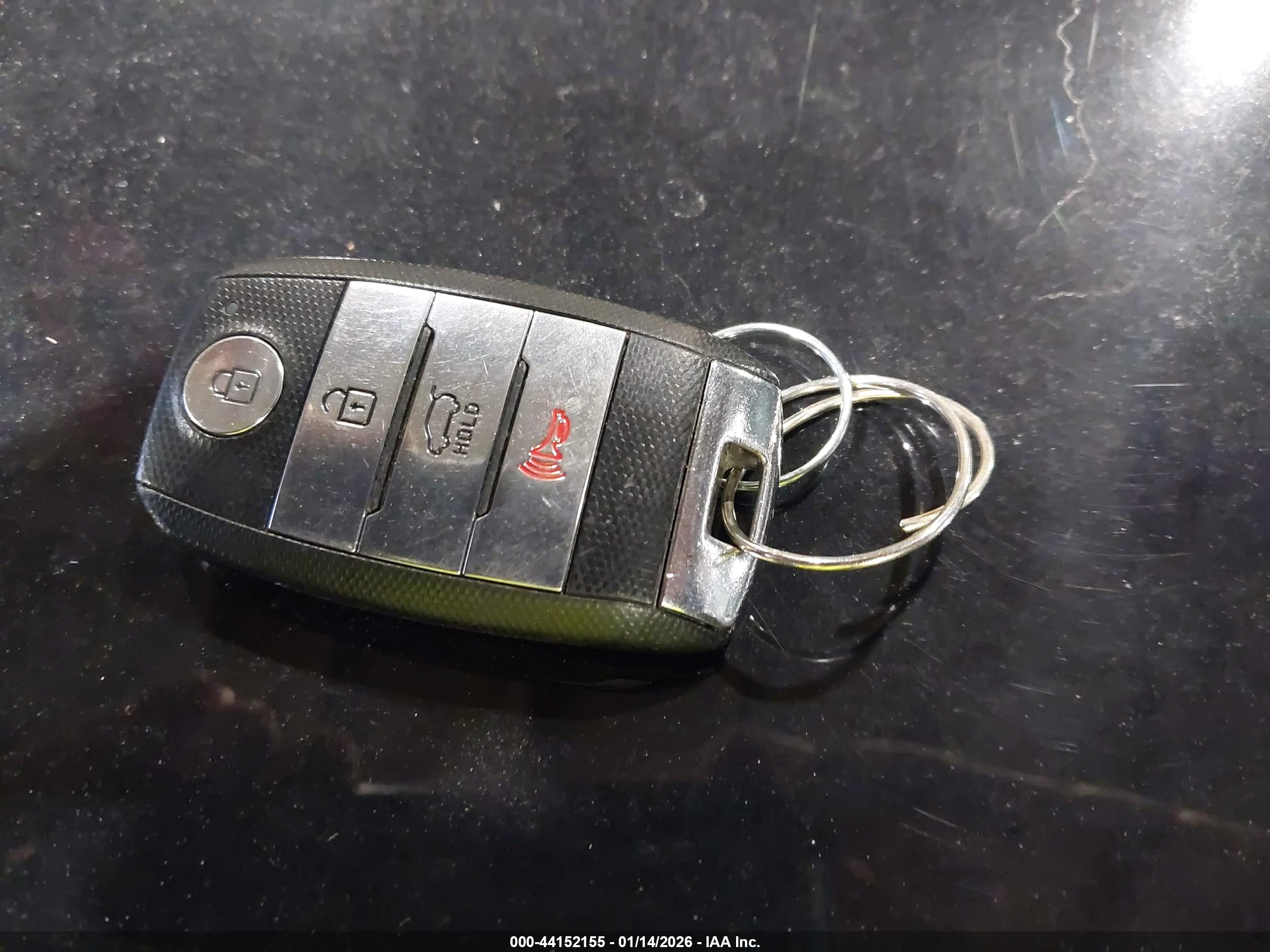 KIA SORENTO image 11