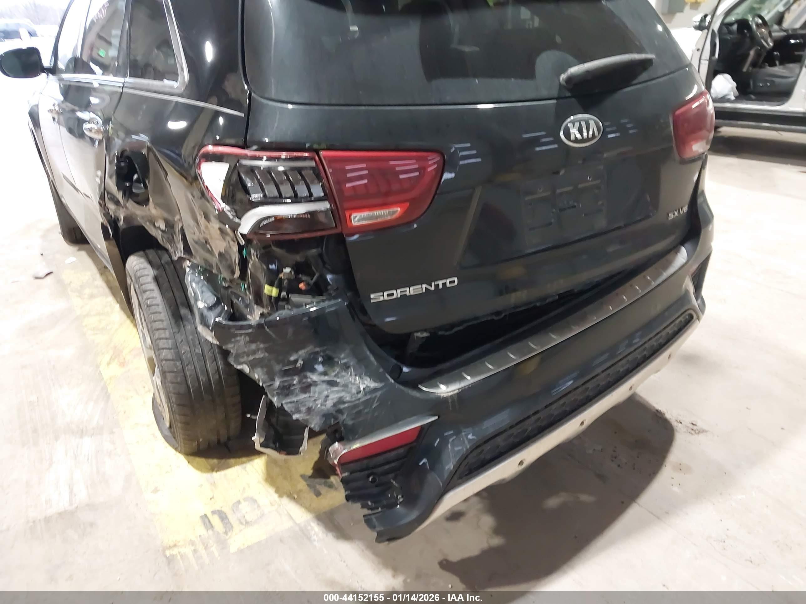 KIA SORENTO image 6