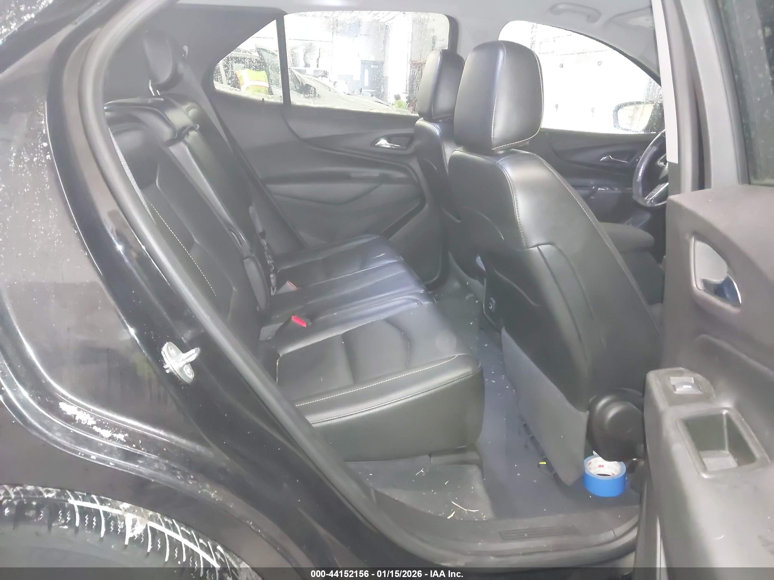 CHEVROLET EQUINOX image 8
