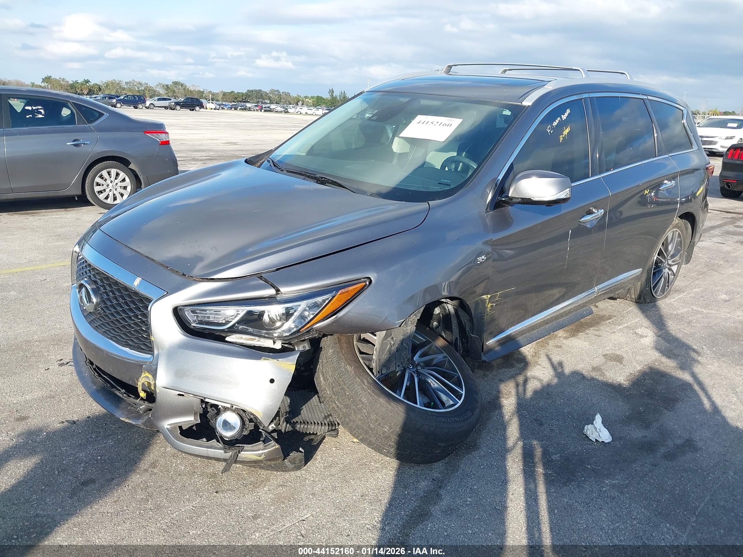 INFINITI QX60 image 6