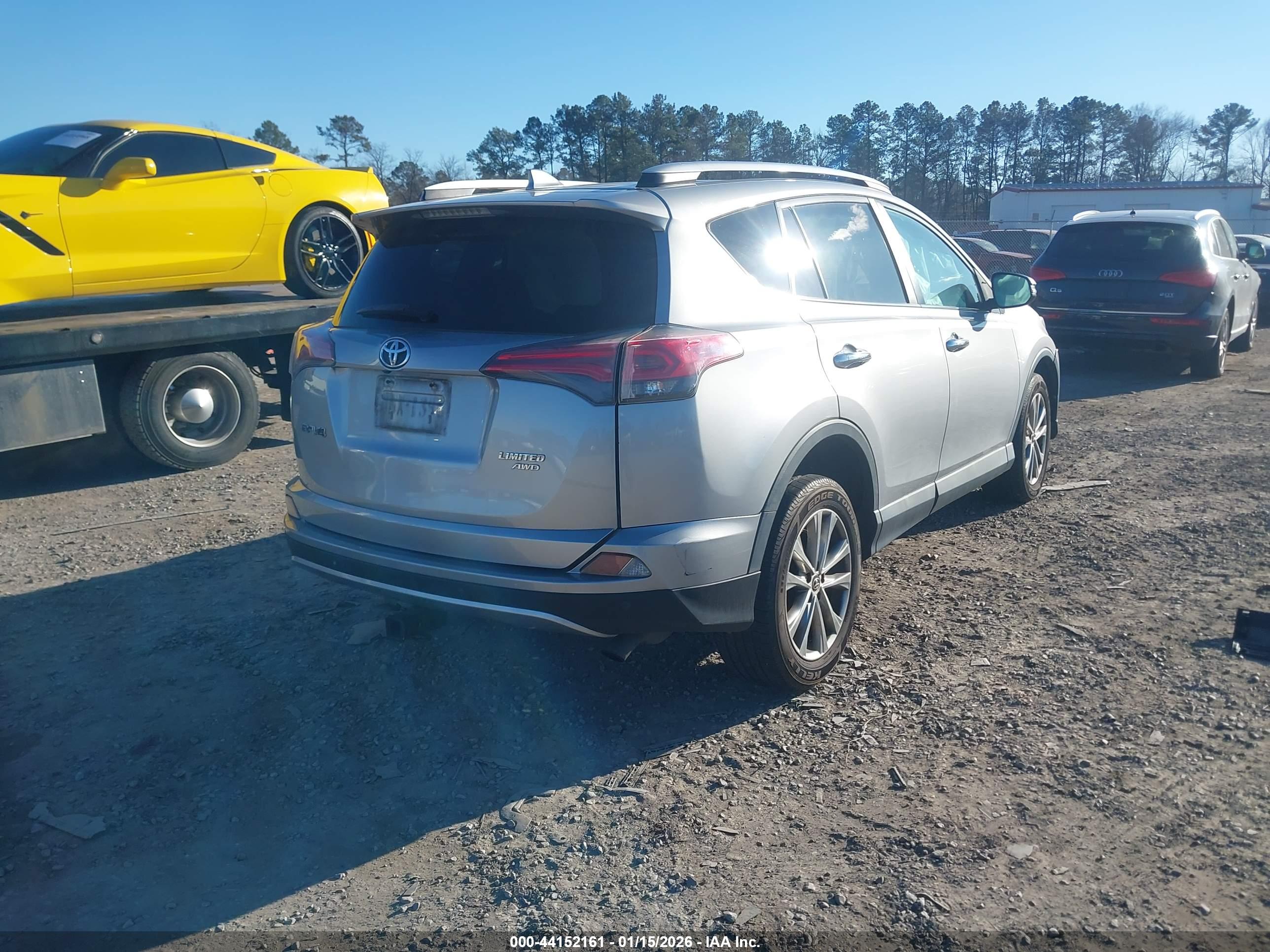 TOYOTA RAV4 image 4