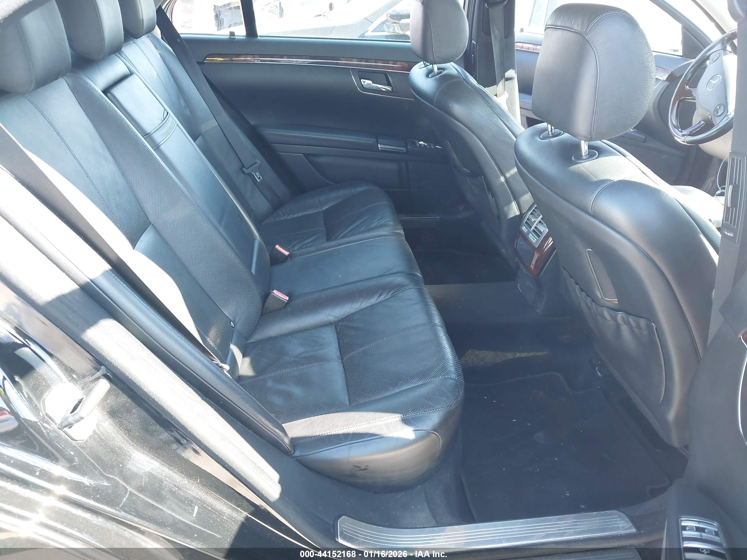 MERCEDES-BENZ S image 8