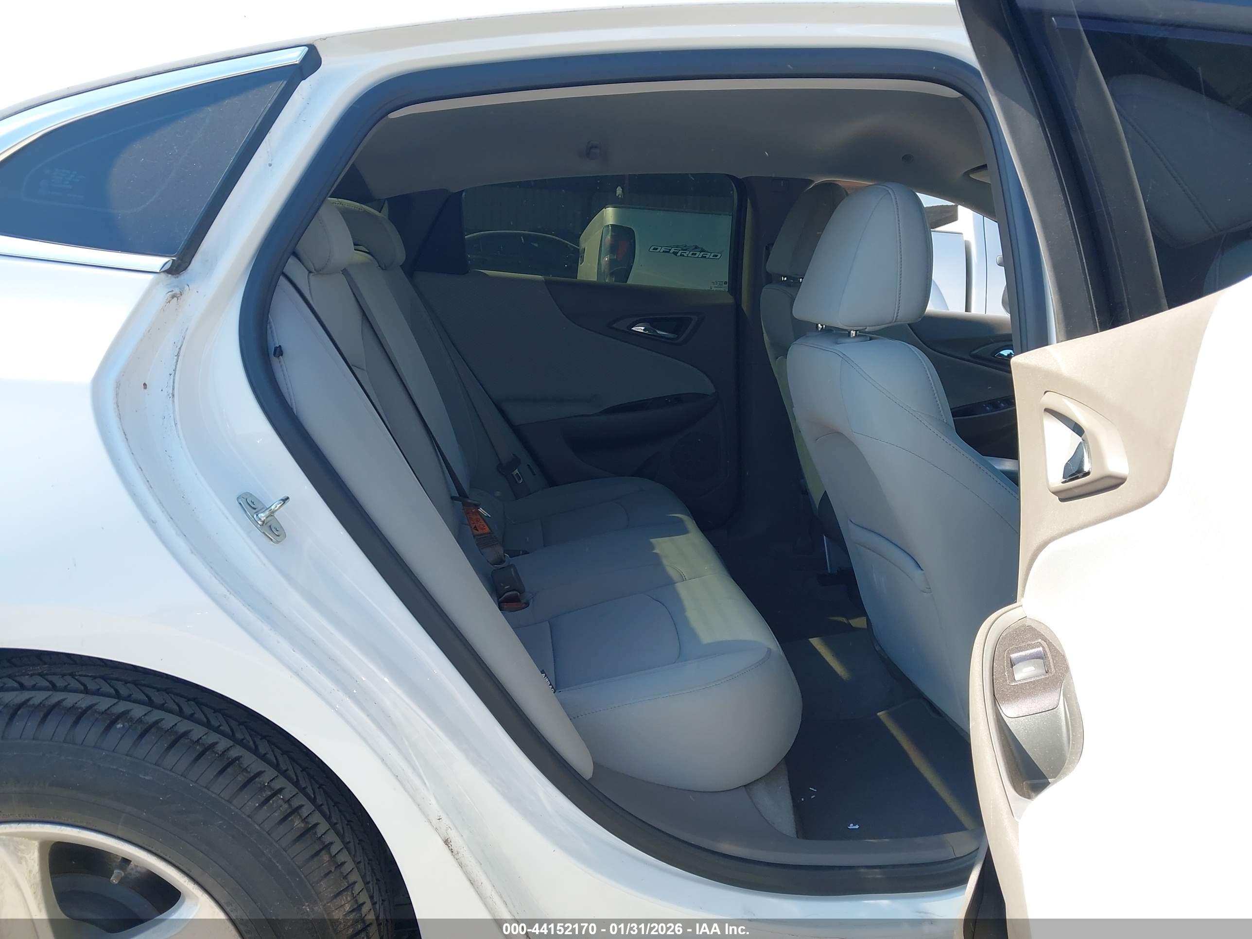 CHEVROLET MALIBU image 8