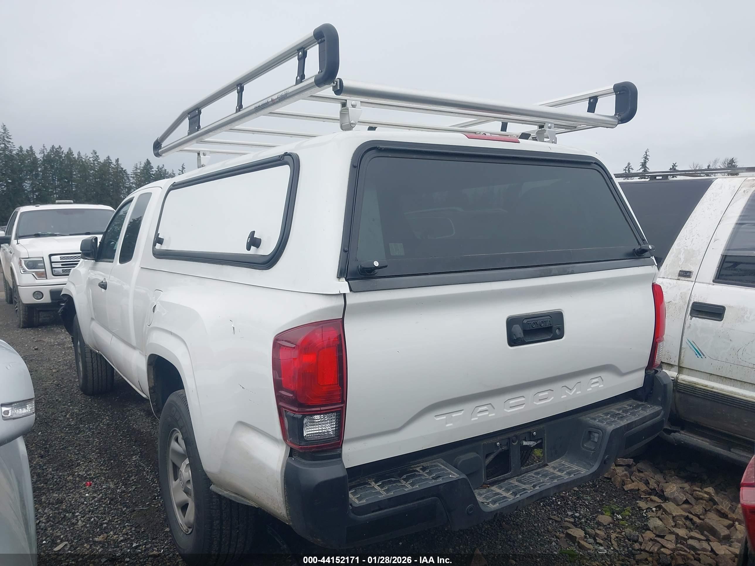TOYOTA TACOMA image 3