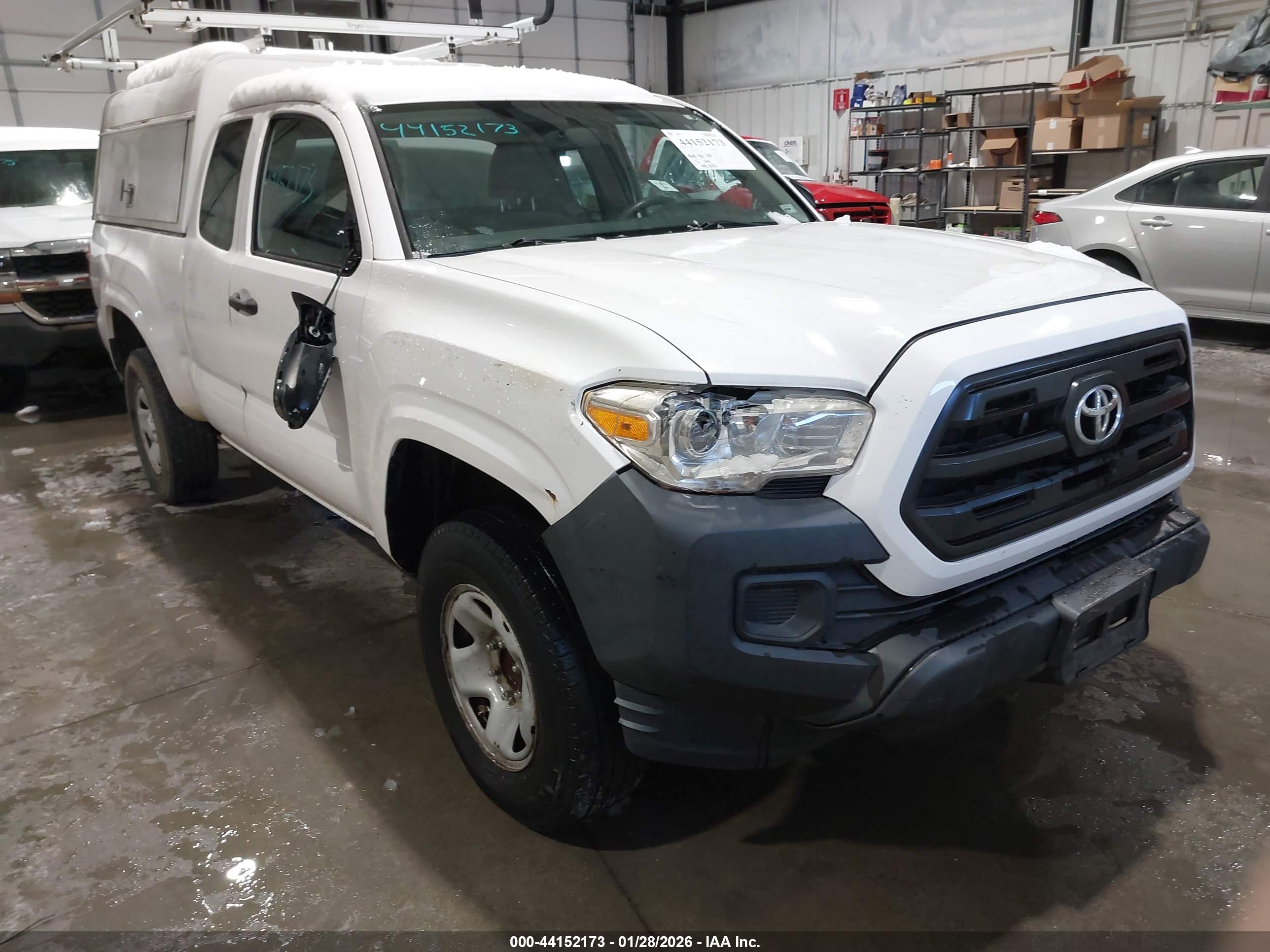 TOYOTA TACOMA image 6