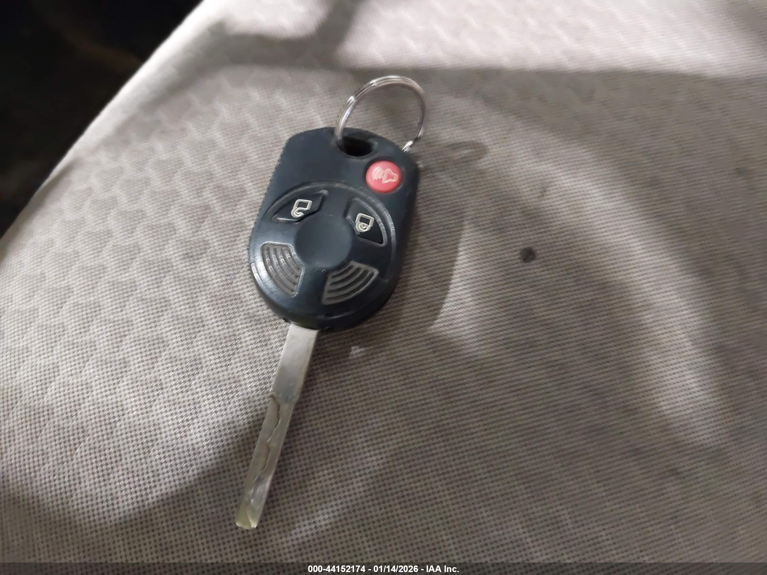 FORD ESCAPE image 11