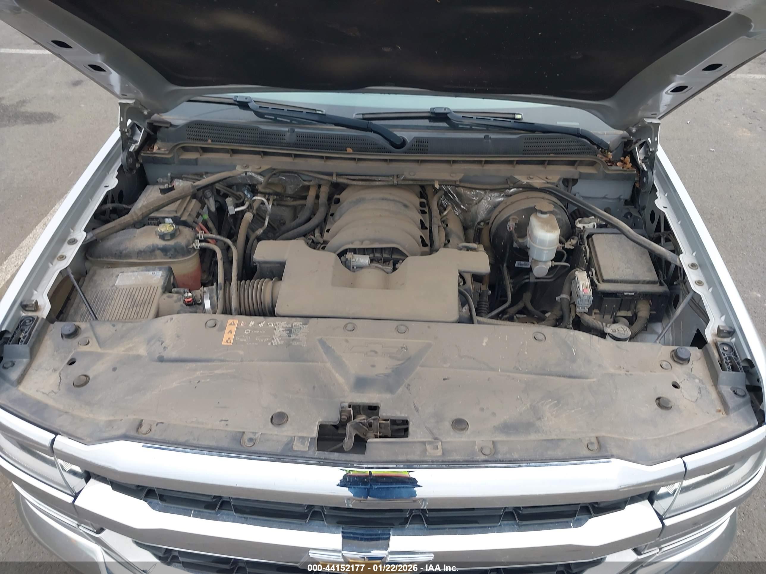 CHEVROLET SILVERADO image 10