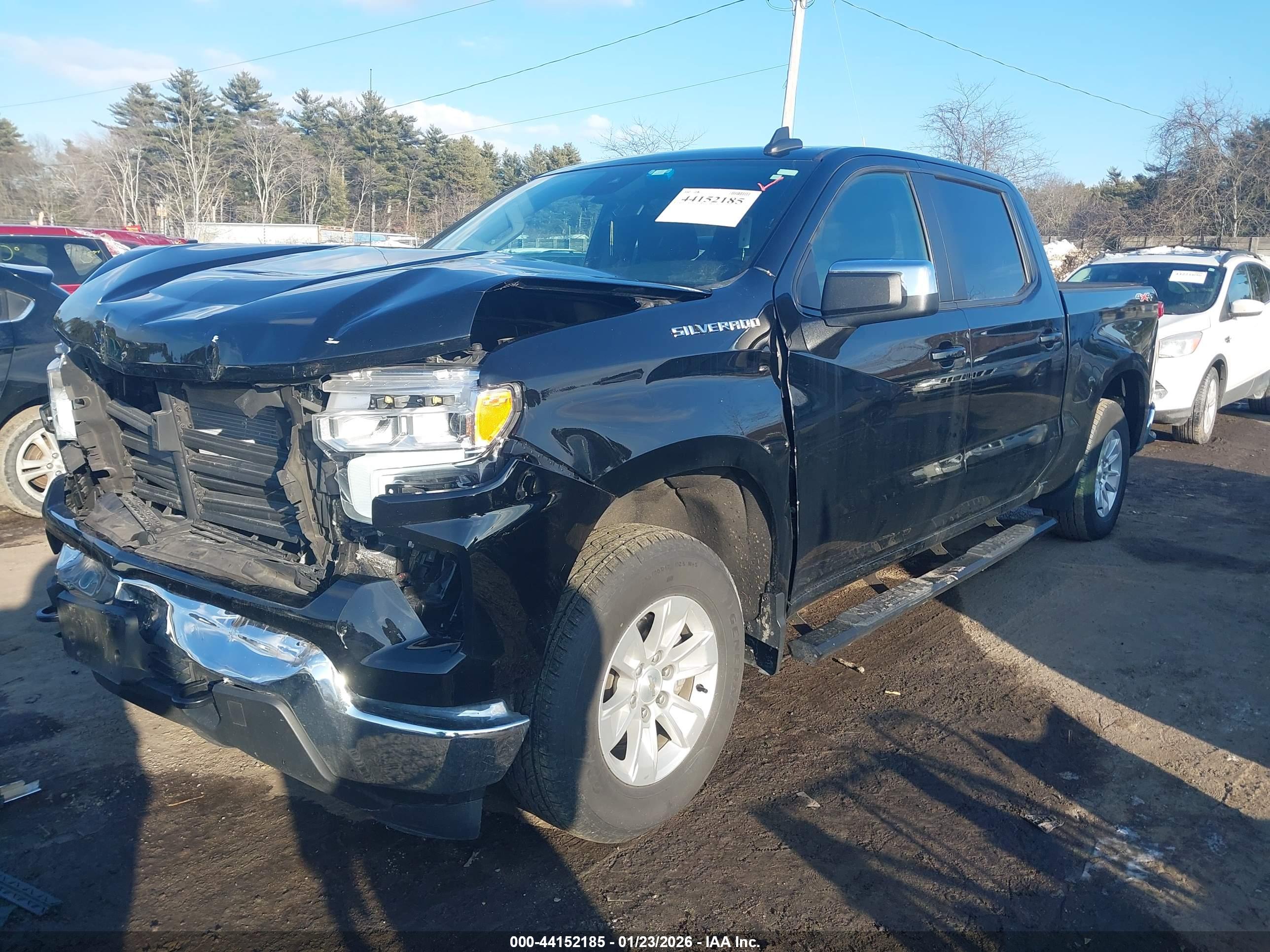 CHEVROLET SILVERADO image 2