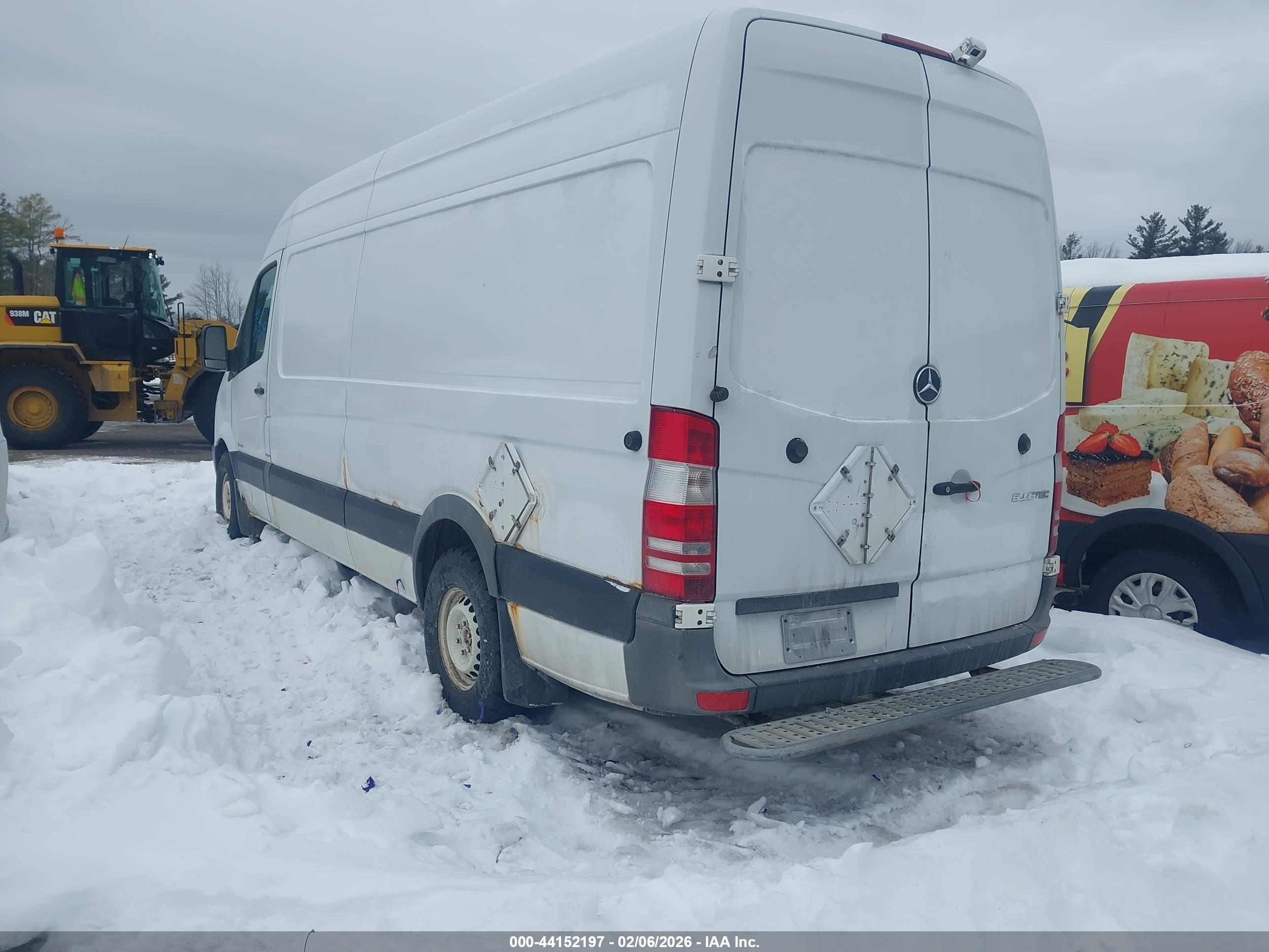 MERCEDES-BENZ SPRINTER image 3
