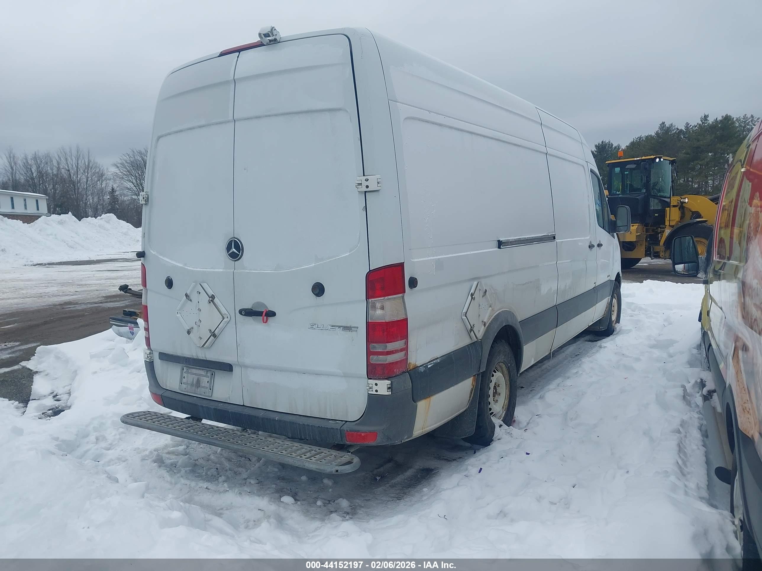 MERCEDES-BENZ SPRINTER image 4