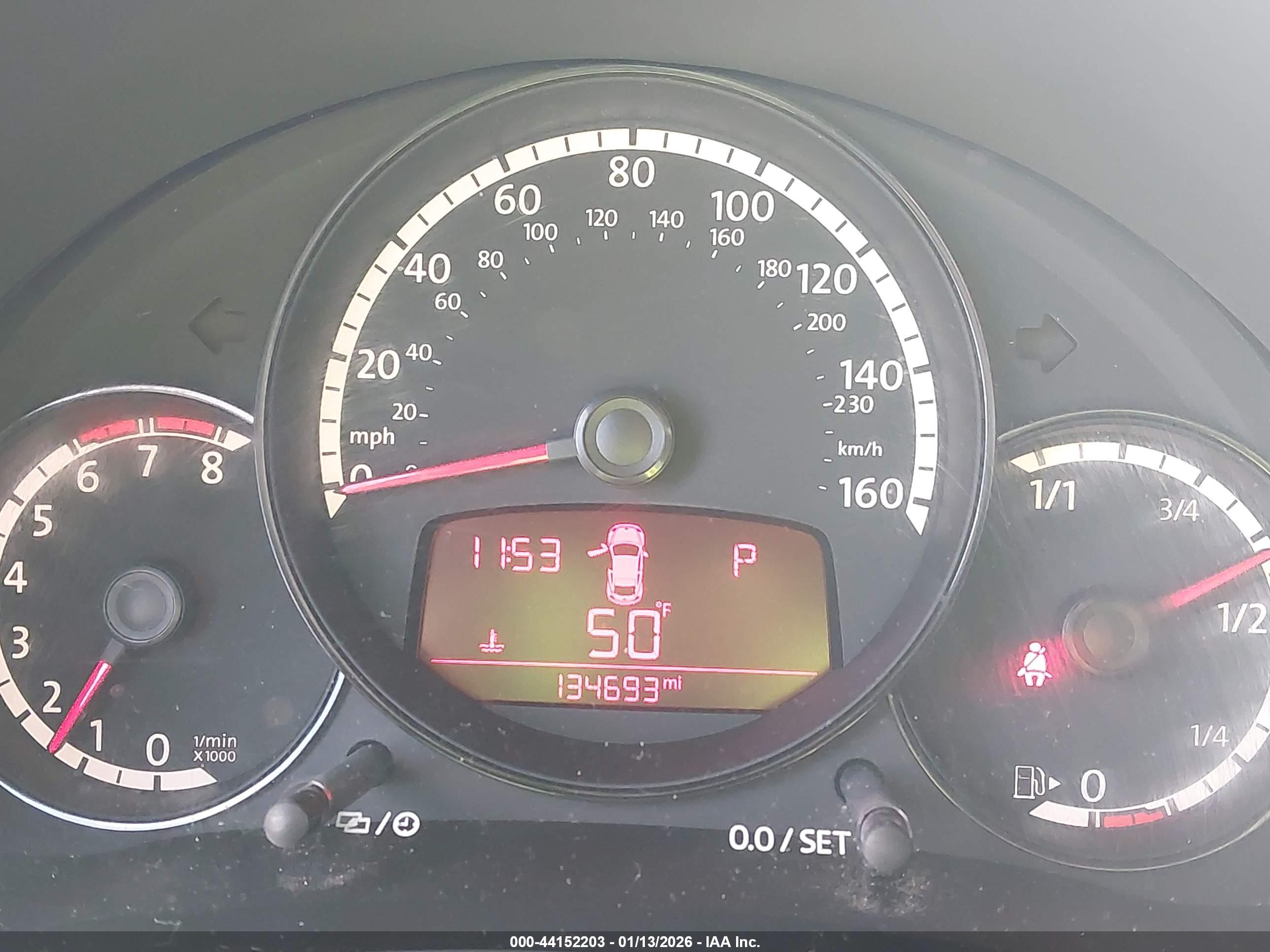 VOLKSWAGEN BEETLE image 7