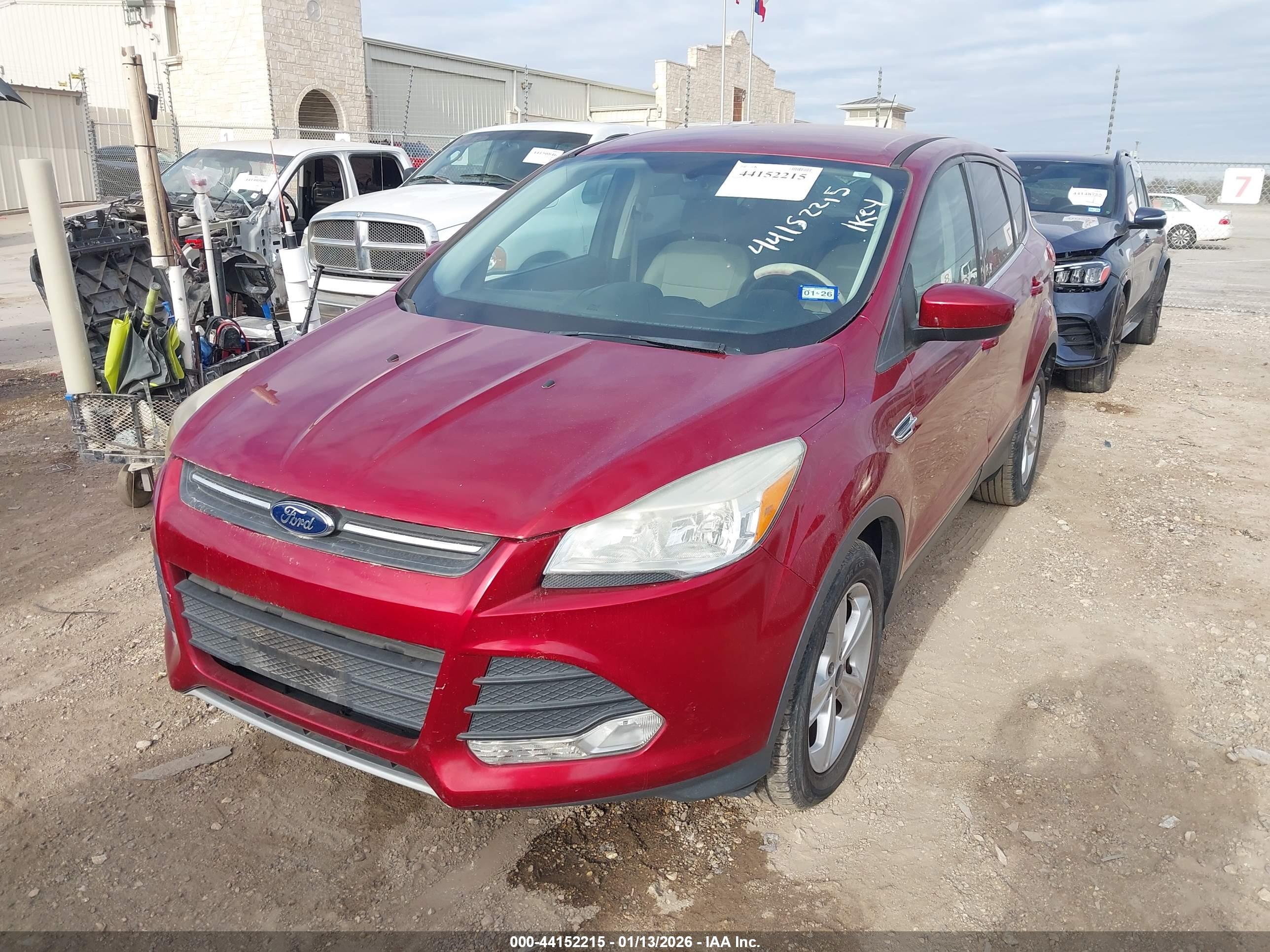 FORD ESCAPE image 2