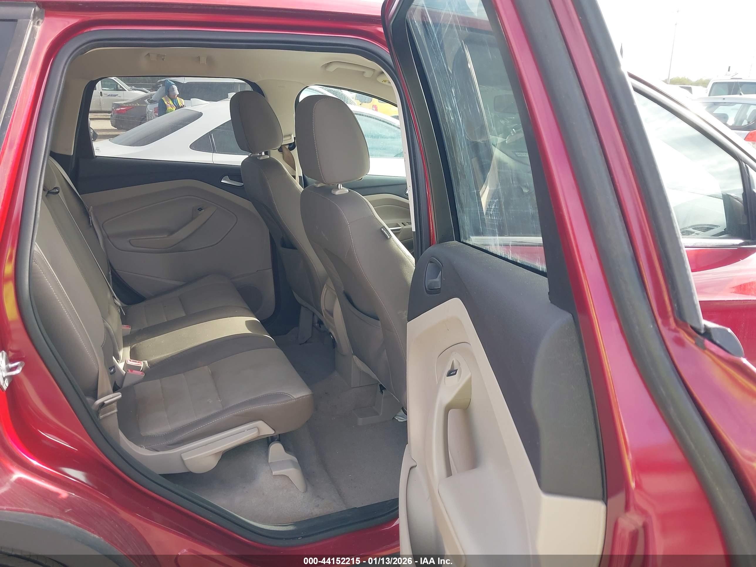 FORD ESCAPE image 8