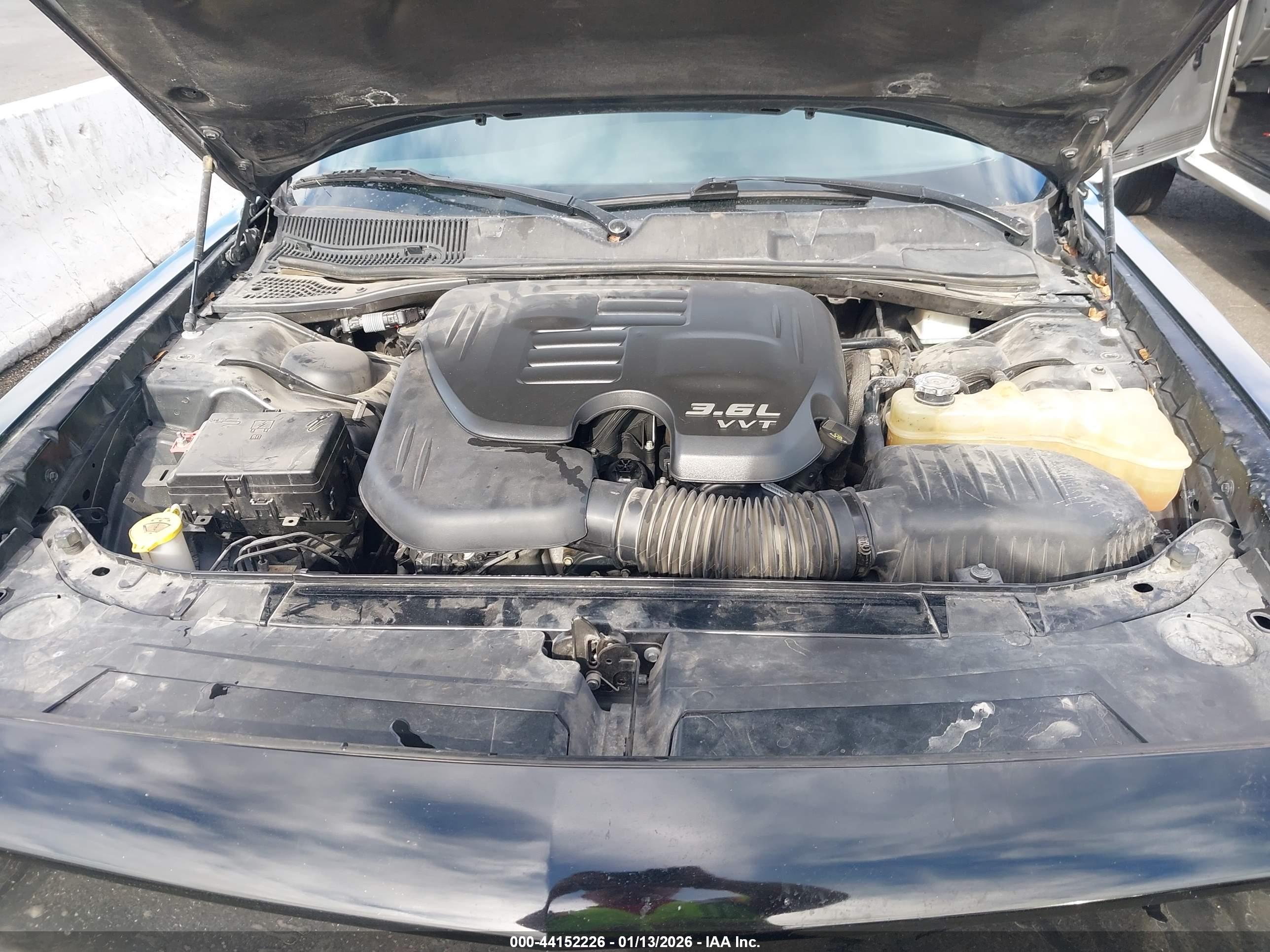 DODGE CHALLENGER image 10