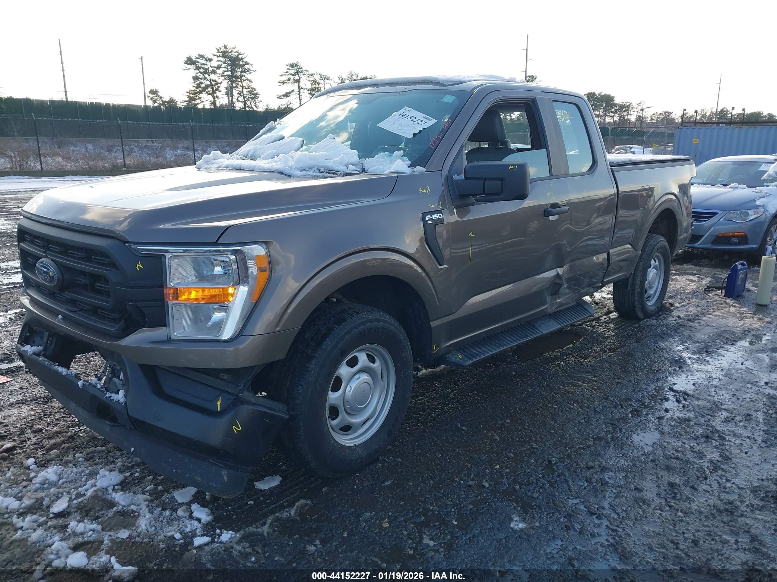 FORD F-150 image 2