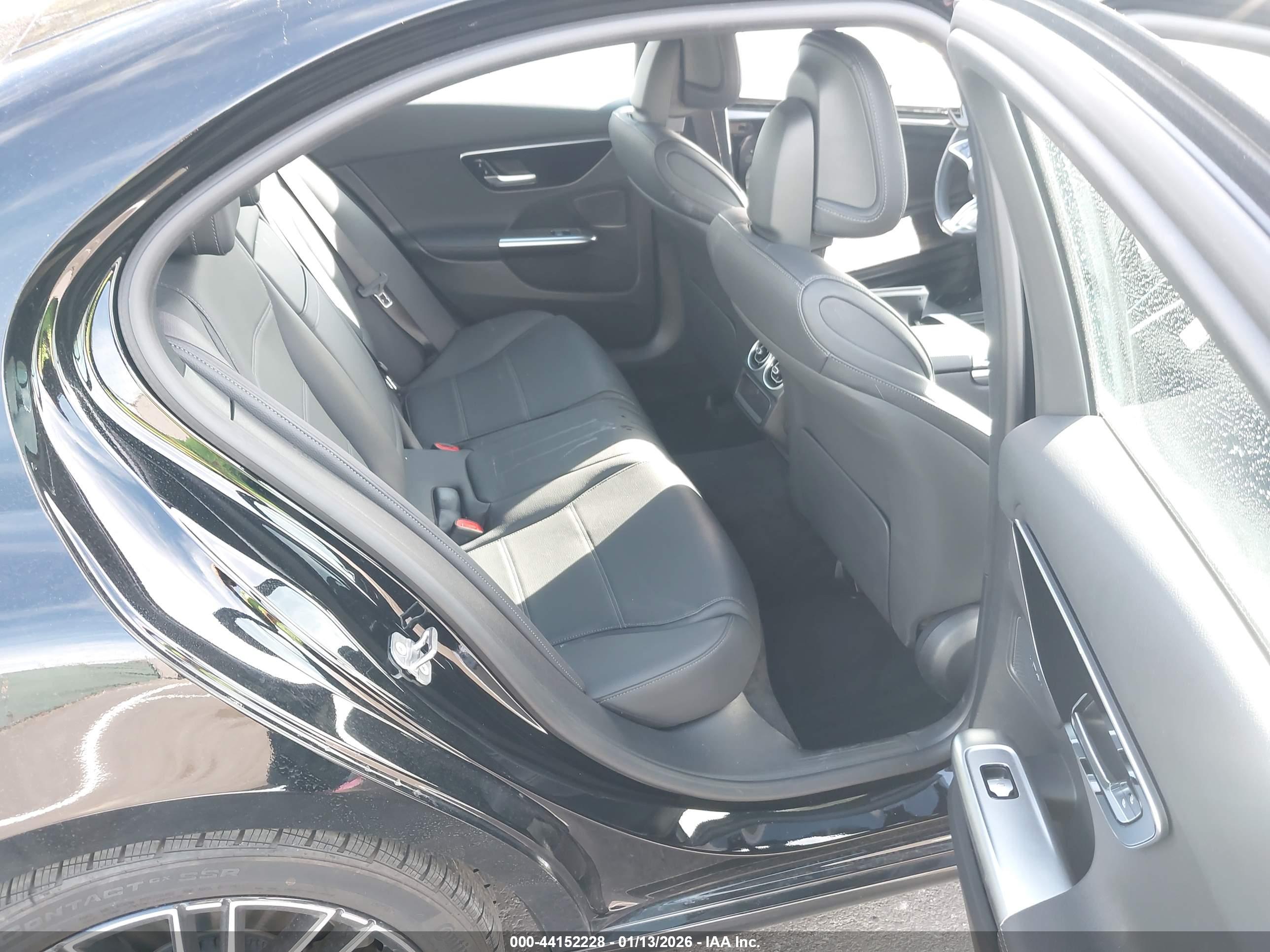 MERCEDES-BENZ C image 8