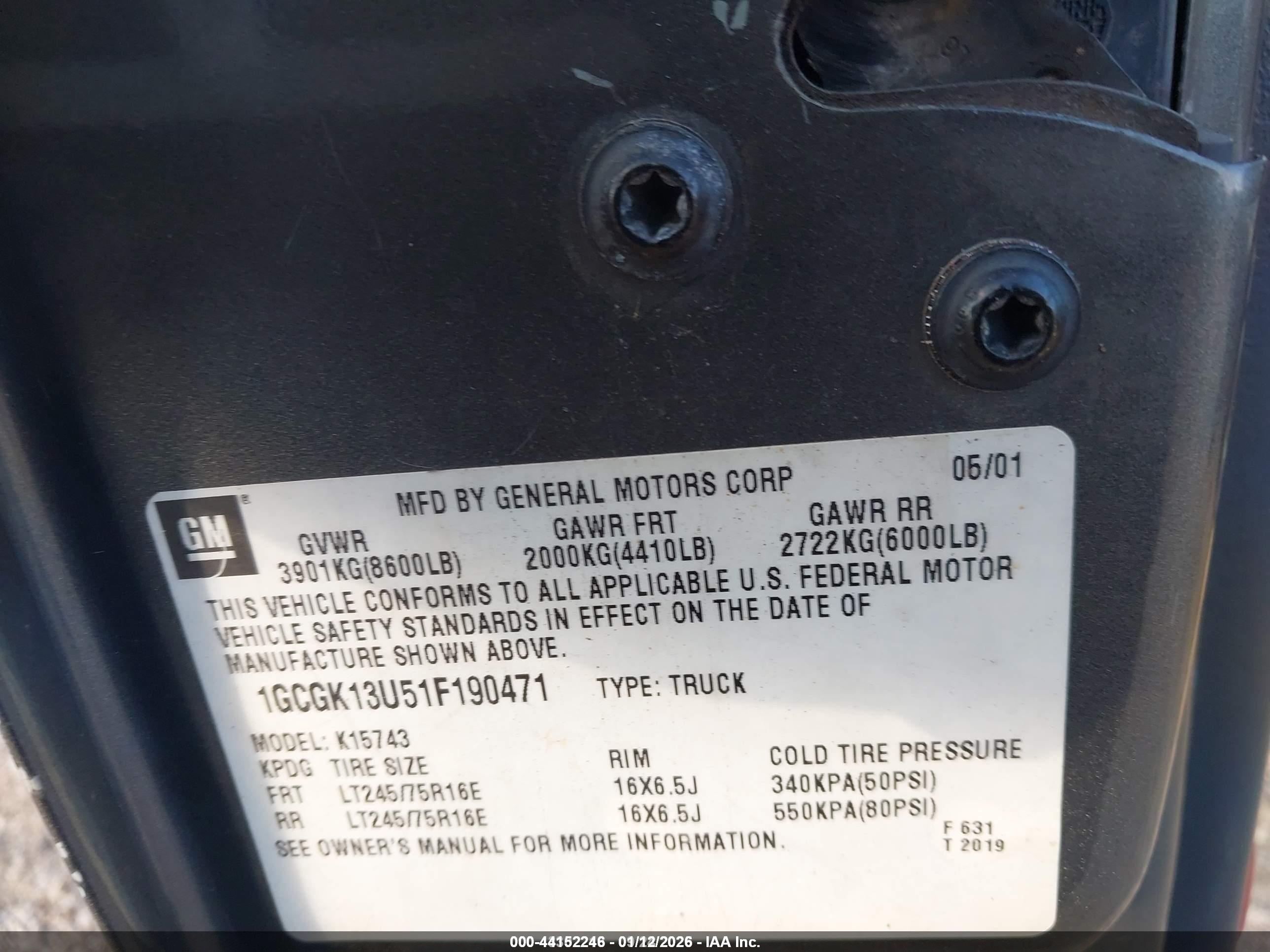 CHEVROLET SILVERADO image 9