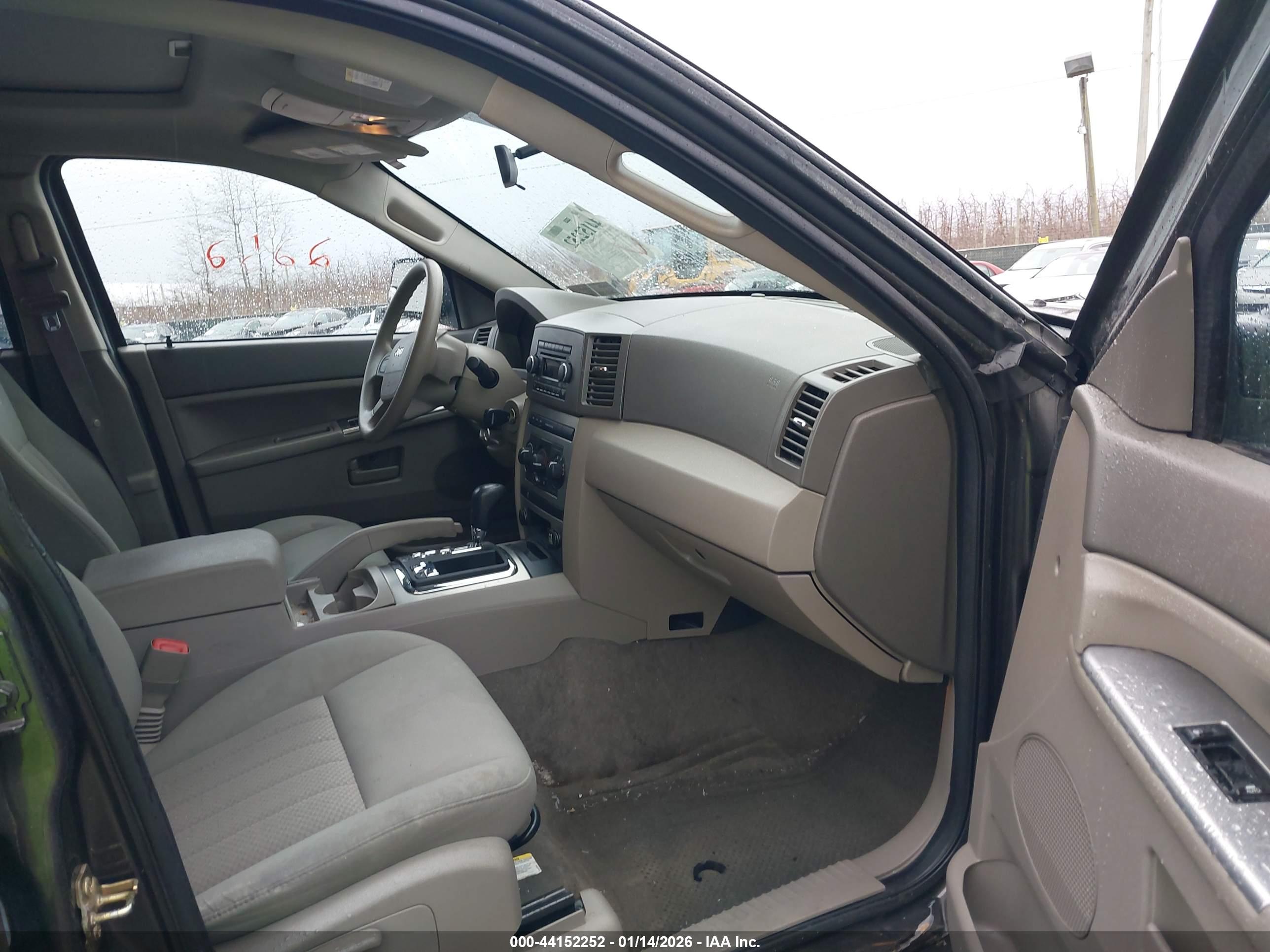 JEEP GRAND image 5